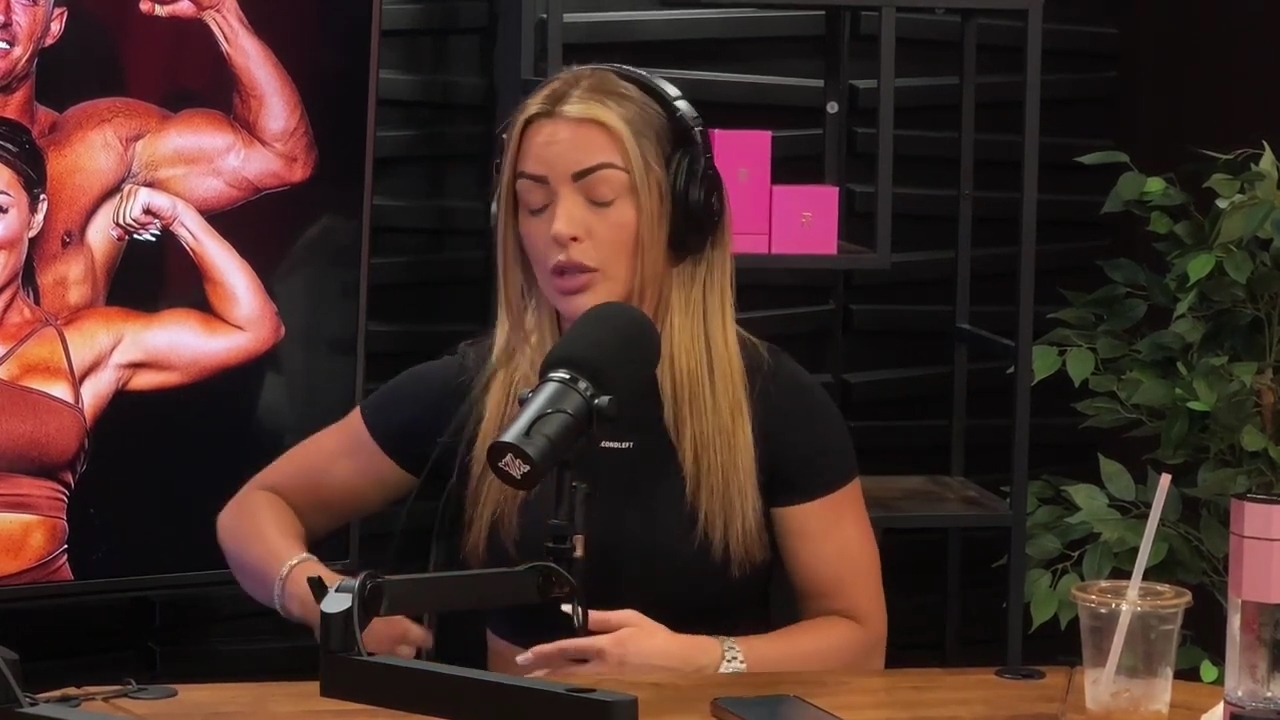 y2mate_is_-_Power_Alphas_Episode_25__WWE_Twitter_Beef___25th_Episode_Giveaway__Mandy_Sacs_and_Sabby_Piscitelli-_RBMZWVjmI4-720p-1714966429_mp42143.jpg