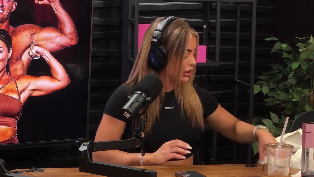 y2mate_is_-_Power_Alphas_Episode_25__WWE_Twitter_Beef___25th_Episode_Giveaway__Mandy_Sacs_and_Sabby_Piscitelli-_RBMZWVjmI4-720p-1714966429_mp42189.jpg