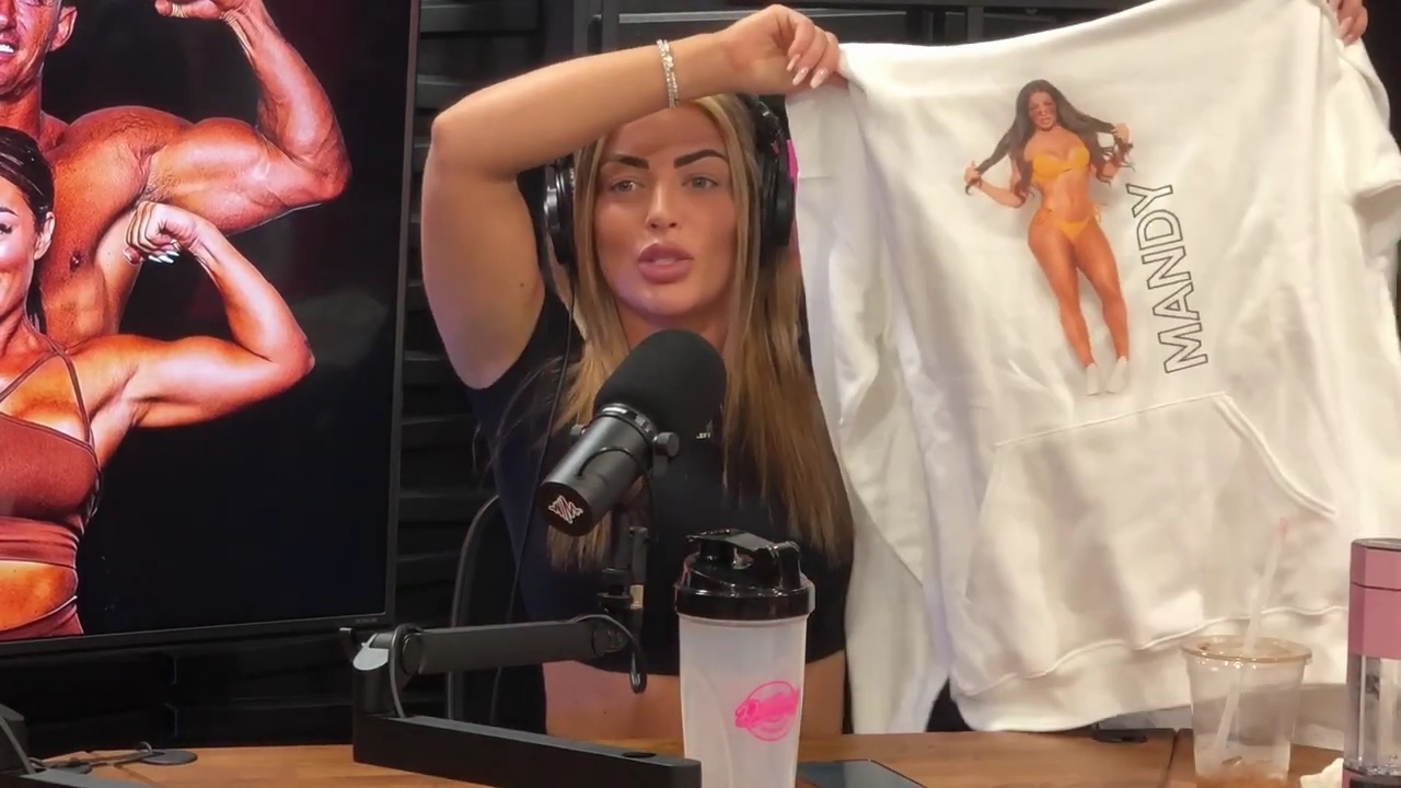 y2mate_is_-_Power_Alphas_Episode_25__WWE_Twitter_Beef___25th_Episode_Giveaway__Mandy_Sacs_and_Sabby_Piscitelli-_RBMZWVjmI4-720p-1714966429_mp42198.jpg