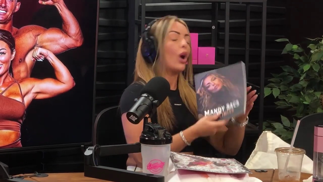 y2mate_is_-_Power_Alphas_Episode_25__WWE_Twitter_Beef___25th_Episode_Giveaway__Mandy_Sacs_and_Sabby_Piscitelli-_RBMZWVjmI4-720p-1714966429_mp42221.jpg