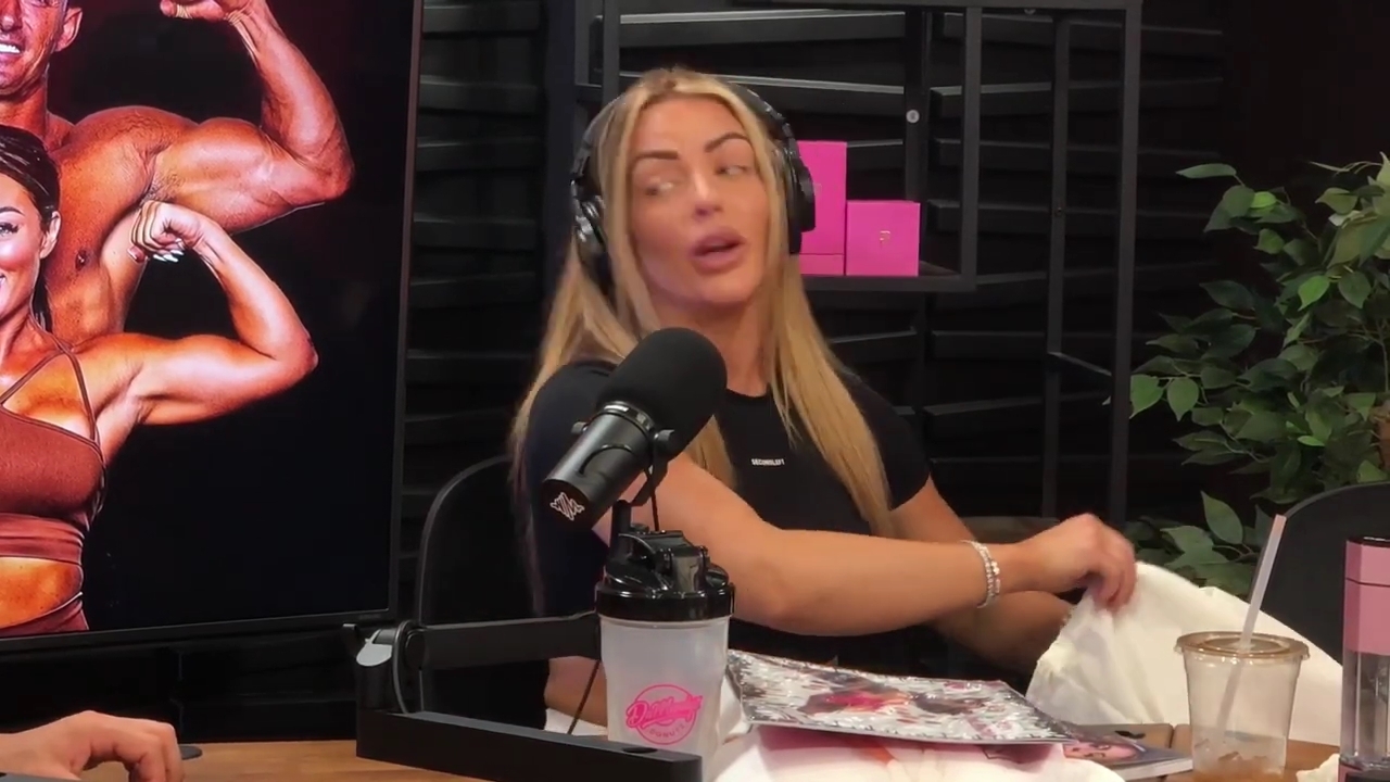 y2mate_is_-_Power_Alphas_Episode_25__WWE_Twitter_Beef___25th_Episode_Giveaway__Mandy_Sacs_and_Sabby_Piscitelli-_RBMZWVjmI4-720p-1714966429_mp42239.jpg