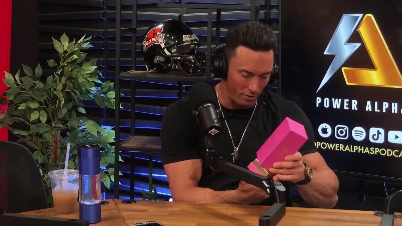 y2mate_is_-_Power_Alphas_Episode_25__WWE_Twitter_Beef___25th_Episode_Giveaway__Mandy_Sacs_and_Sabby_Piscitelli-_RBMZWVjmI4-720p-1714966429_mp42337.jpg