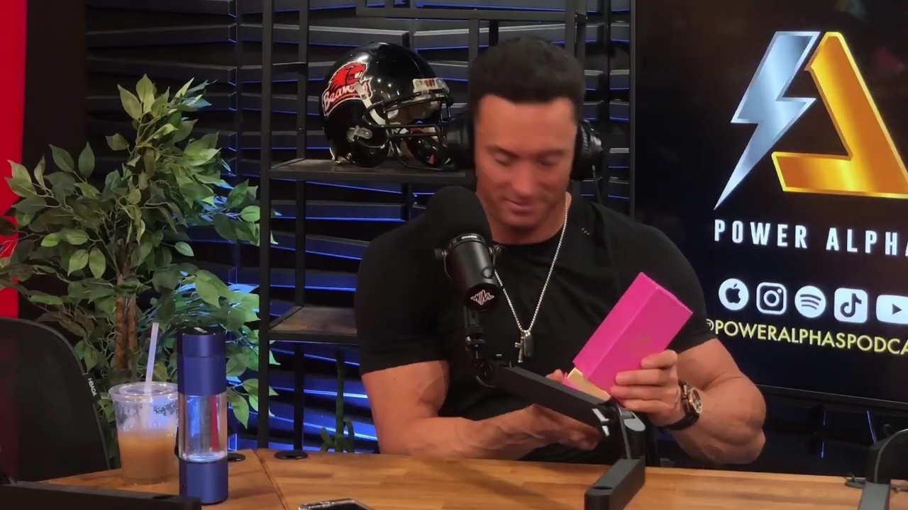 y2mate_is_-_Power_Alphas_Episode_25__WWE_Twitter_Beef___25th_Episode_Giveaway__Mandy_Sacs_and_Sabby_Piscitelli-_RBMZWVjmI4-720p-1714966429_mp42338.jpg