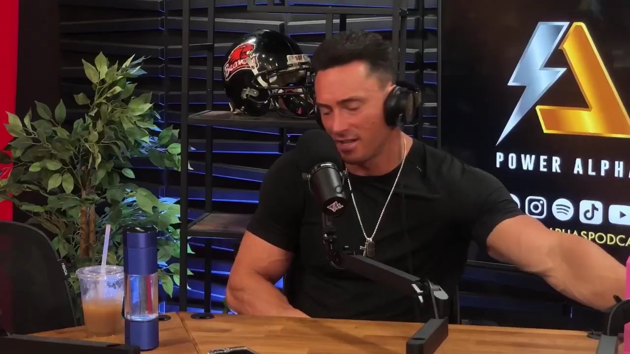 y2mate_is_-_Power_Alphas_Episode_25__WWE_Twitter_Beef___25th_Episode_Giveaway__Mandy_Sacs_and_Sabby_Piscitelli-_RBMZWVjmI4-720p-1714966429_mp42352.jpg