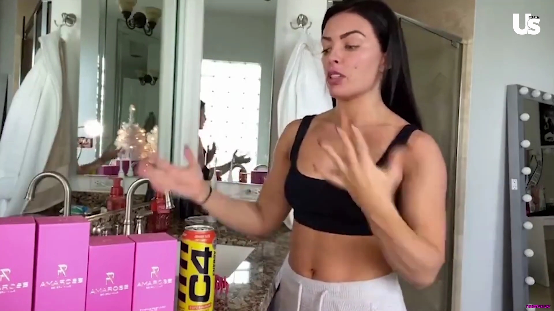 yt1s_com_-_WWE_Mandy_Rose_Shows_Off_Her_Beauty_Sleep_Routine__Beauty_Sleep_1080p_mp40021.jpg