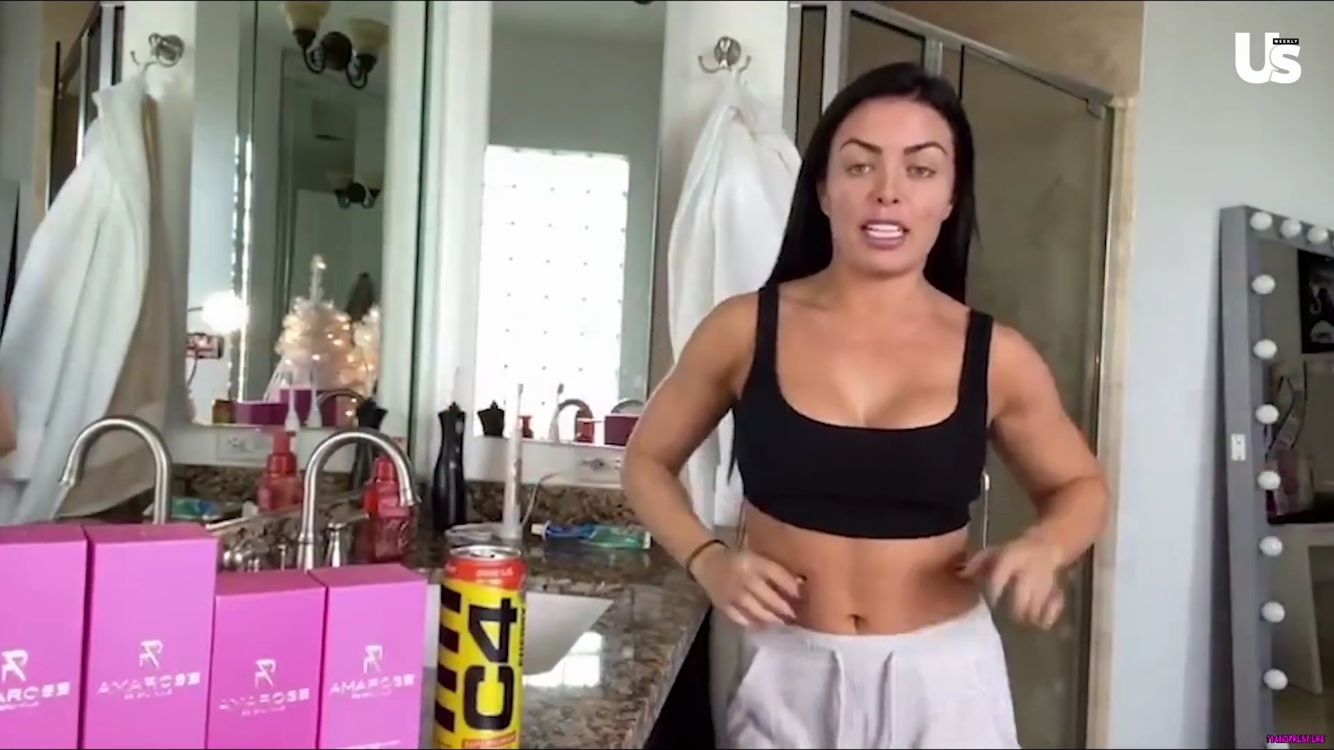 yt1s_com_-_WWE_Mandy_Rose_Shows_Off_Her_Beauty_Sleep_Routine__Beauty_Sleep_1080p_mp40038.jpg