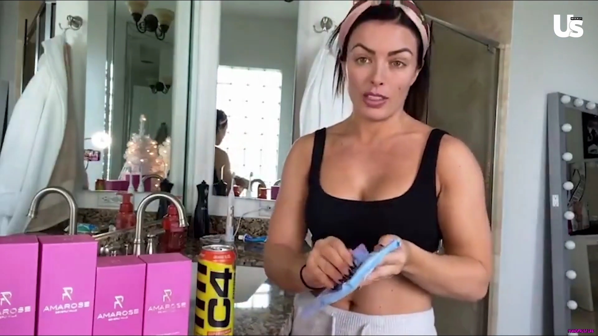 yt1s_com_-_WWE_Mandy_Rose_Shows_Off_Her_Beauty_Sleep_Routine__Beauty_Sleep_1080p_mp40110.jpg