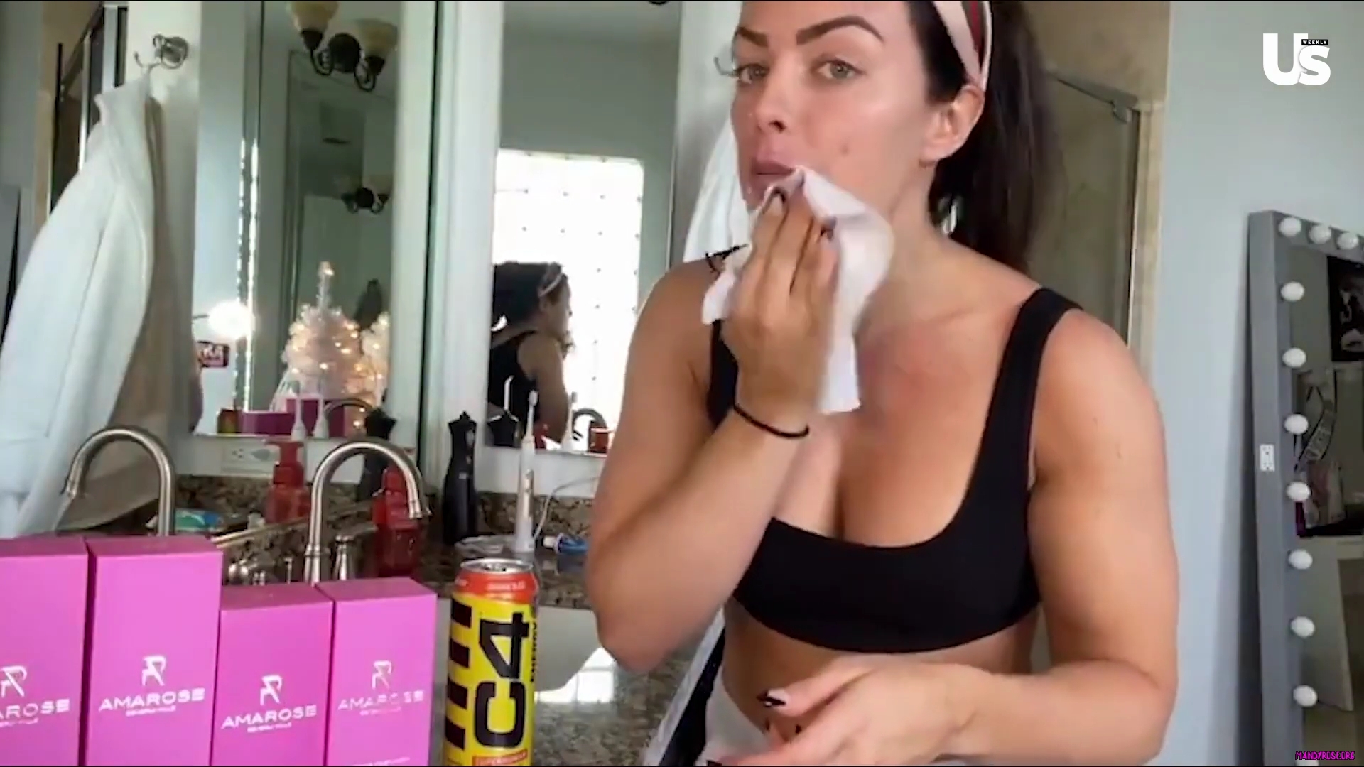 yt1s_com_-_WWE_Mandy_Rose_Shows_Off_Her_Beauty_Sleep_Routine__Beauty_Sleep_1080p_mp40124.jpg