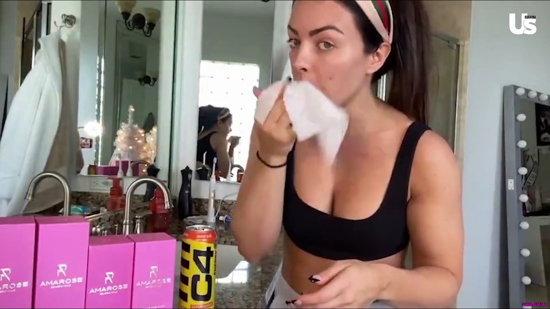 yt1s_com_-_WWE_Mandy_Rose_Shows_Off_Her_Beauty_Sleep_Routine__Beauty_Sleep_1080p_mp40125.jpg