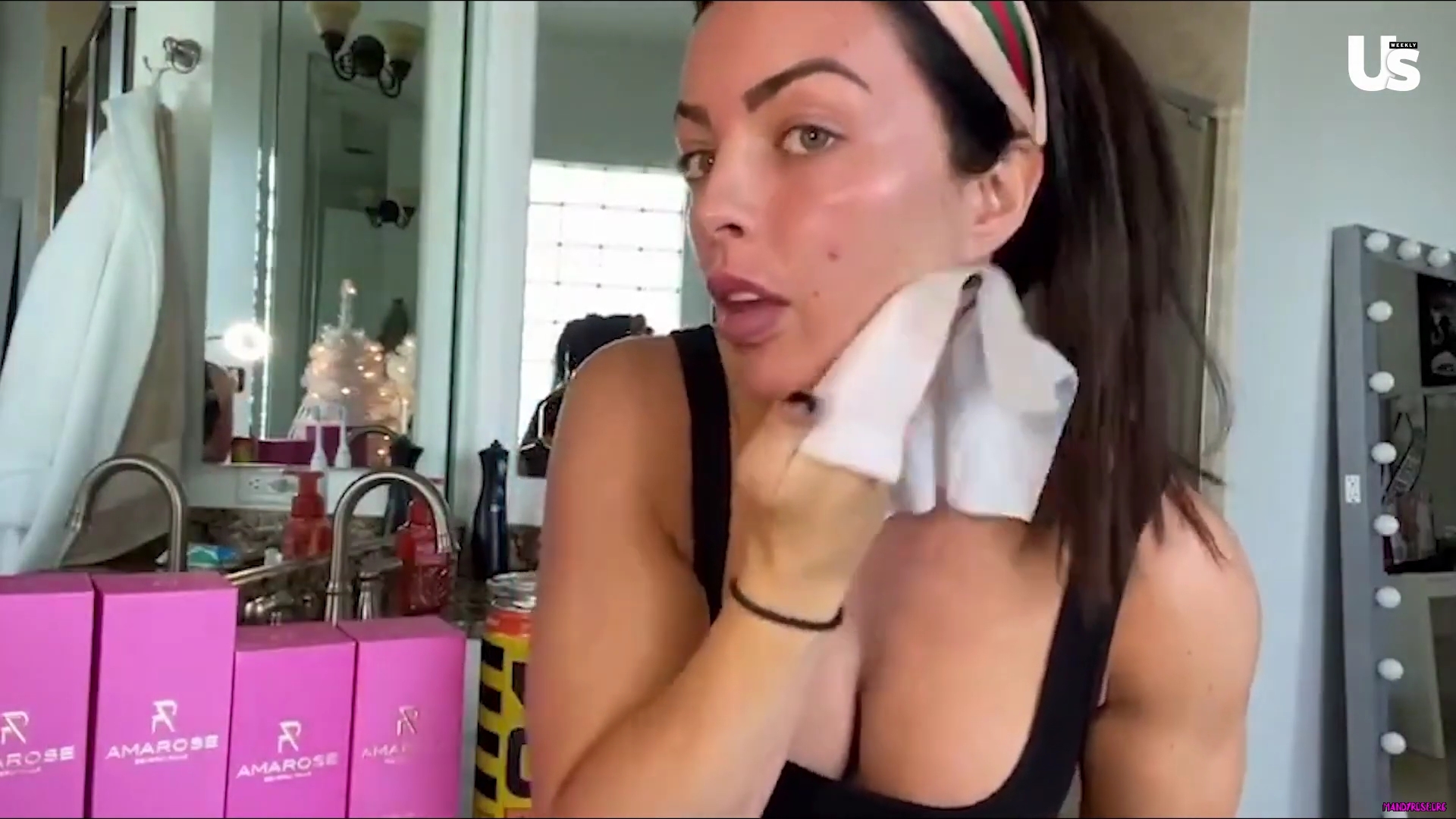 yt1s_com_-_WWE_Mandy_Rose_Shows_Off_Her_Beauty_Sleep_Routine__Beauty_Sleep_1080p_mp40146.jpg