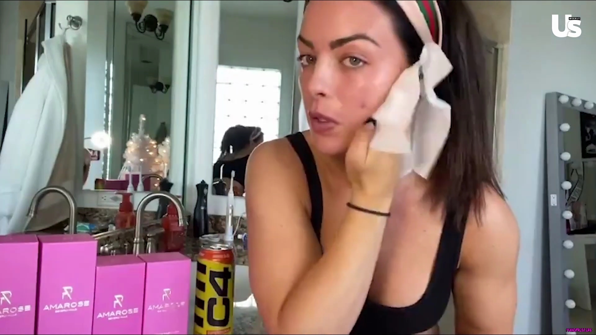yt1s_com_-_WWE_Mandy_Rose_Shows_Off_Her_Beauty_Sleep_Routine__Beauty_Sleep_1080p_mp40150.jpg