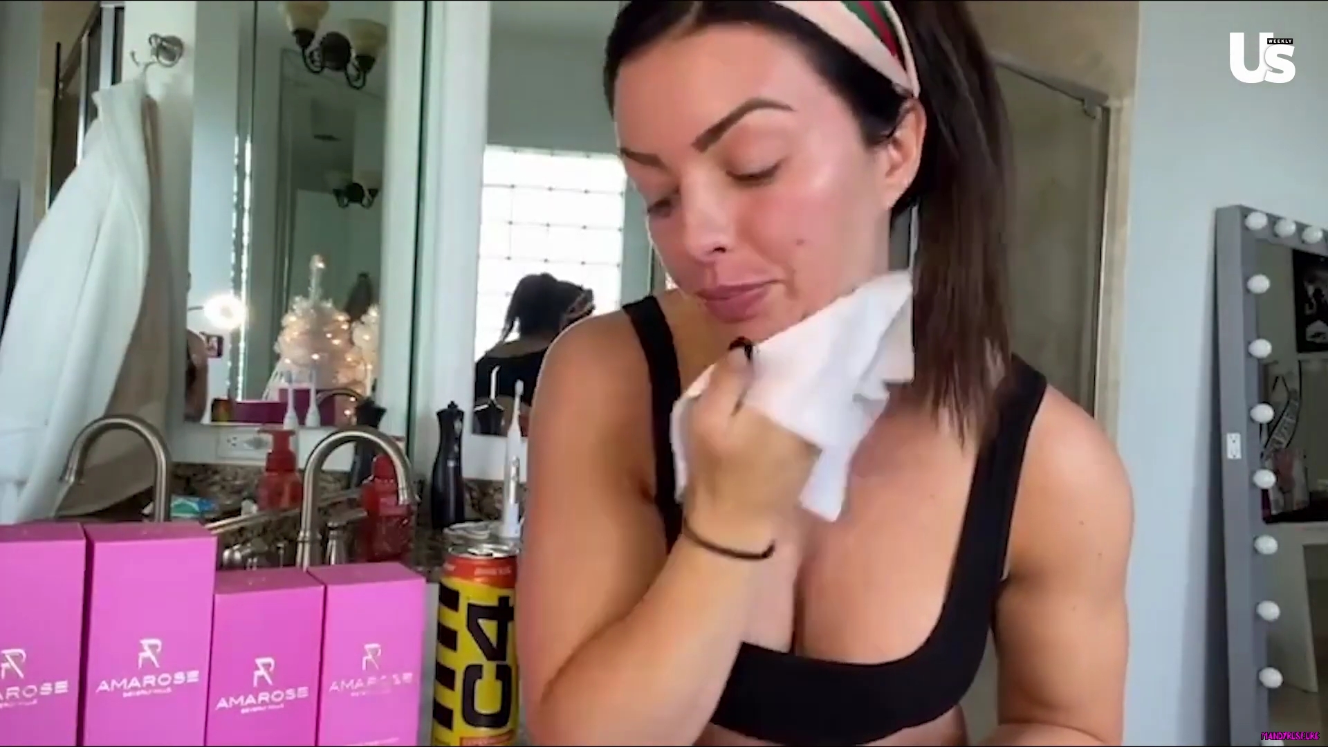 yt1s_com_-_WWE_Mandy_Rose_Shows_Off_Her_Beauty_Sleep_Routine__Beauty_Sleep_1080p_mp40155.jpg