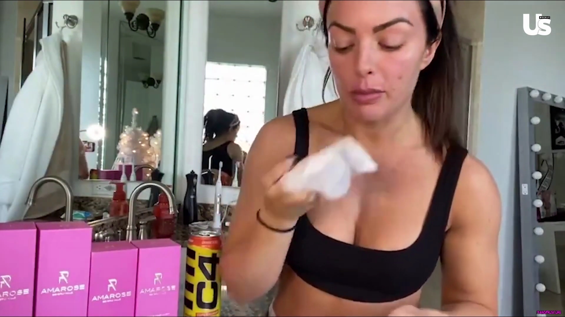 yt1s_com_-_WWE_Mandy_Rose_Shows_Off_Her_Beauty_Sleep_Routine__Beauty_Sleep_1080p_mp40157.jpg