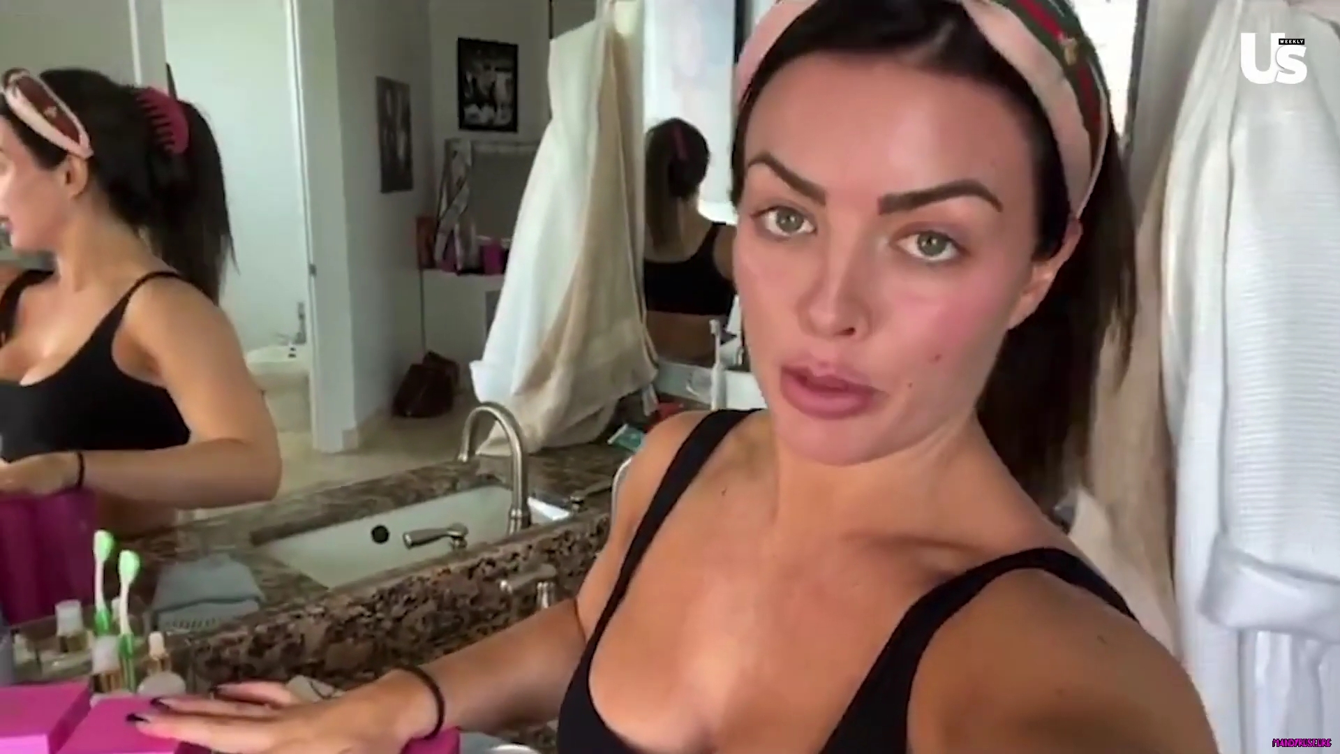 yt1s_com_-_WWE_Mandy_Rose_Shows_Off_Her_Beauty_Sleep_Routine__Beauty_Sleep_1080p_mp40187.jpg
