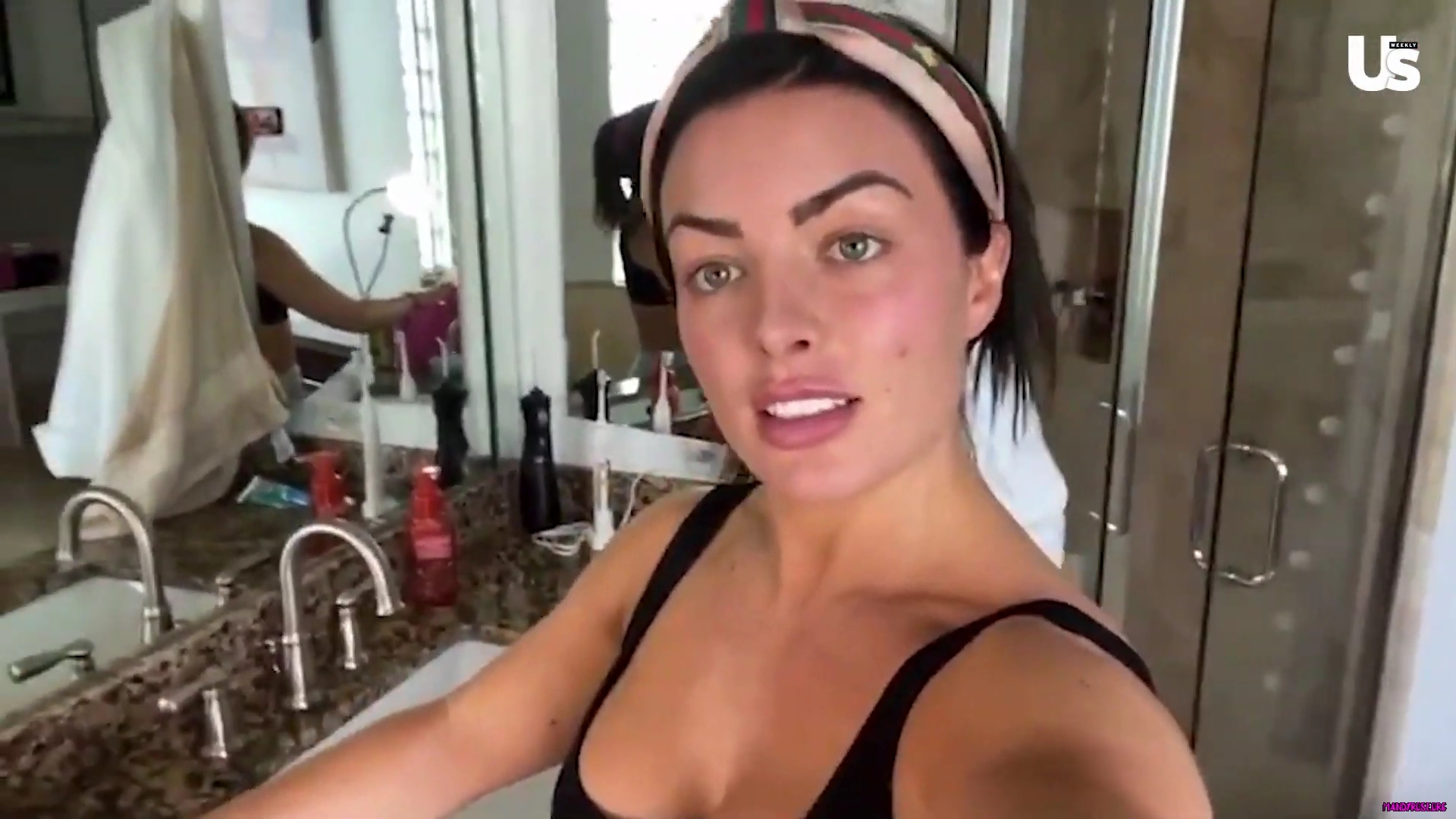 yt1s_com_-_WWE_Mandy_Rose_Shows_Off_Her_Beauty_Sleep_Routine__Beauty_Sleep_1080p_mp40212.jpg