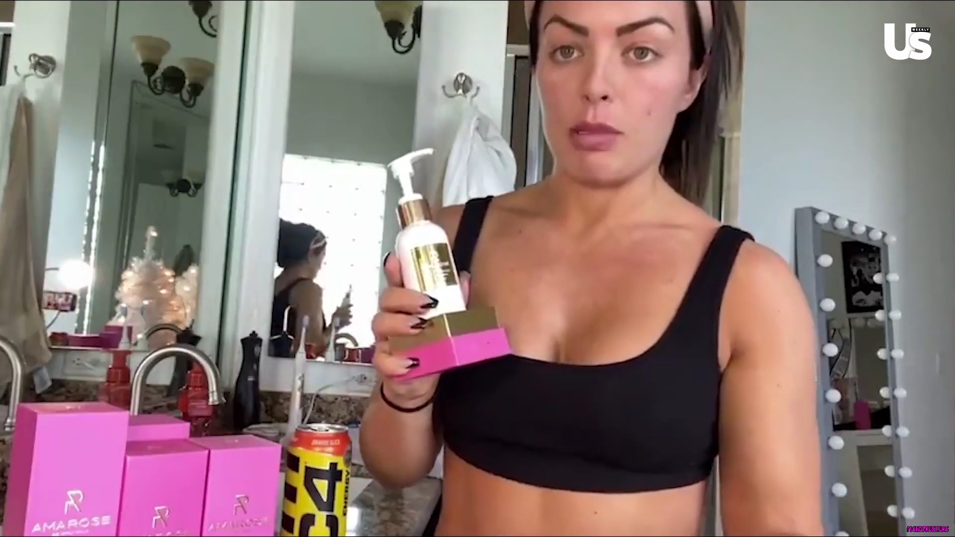 yt1s_com_-_WWE_Mandy_Rose_Shows_Off_Her_Beauty_Sleep_Routine__Beauty_Sleep_1080p_mp40237.jpg