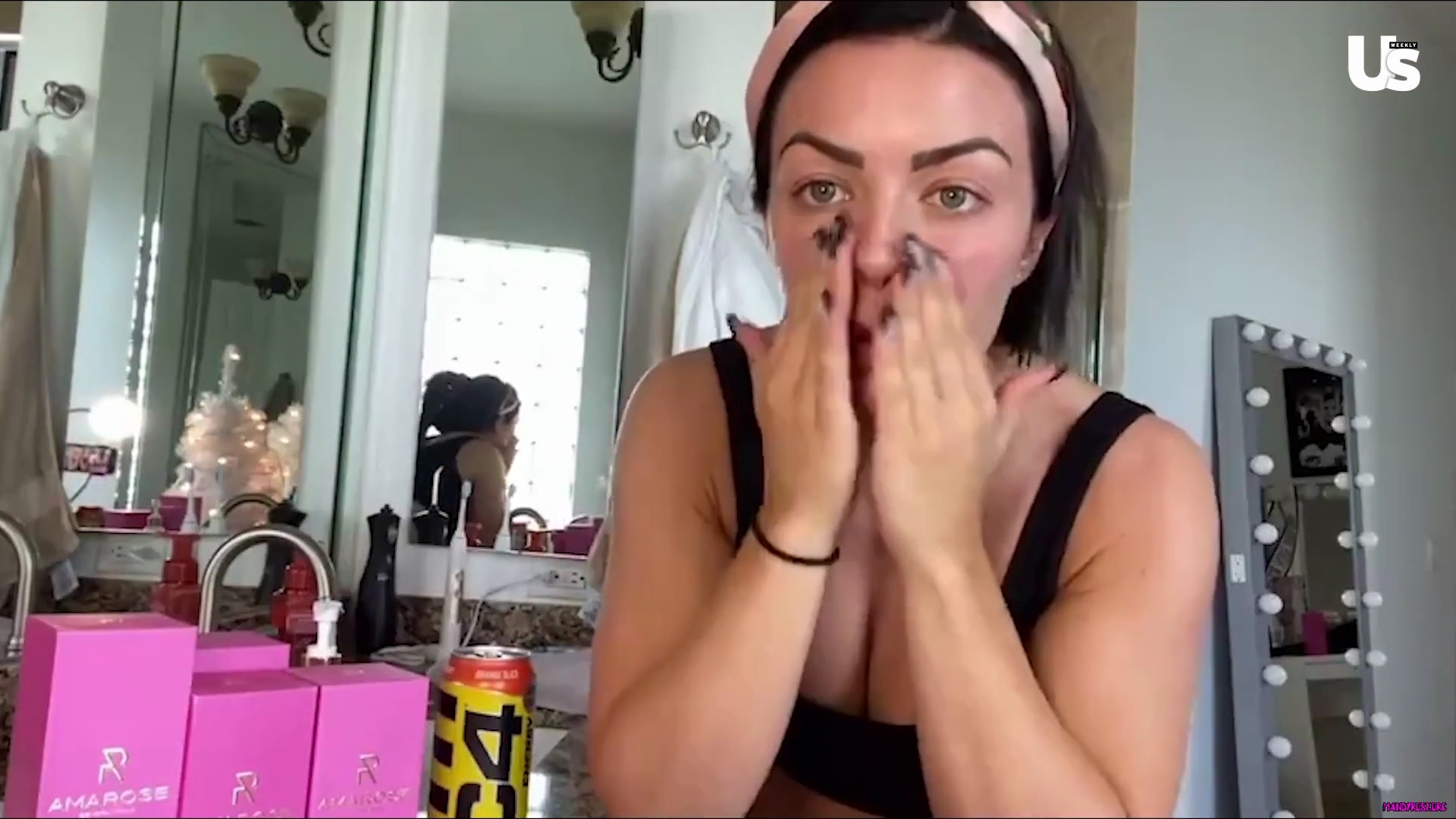 yt1s_com_-_WWE_Mandy_Rose_Shows_Off_Her_Beauty_Sleep_Routine__Beauty_Sleep_1080p_mp40292.jpg