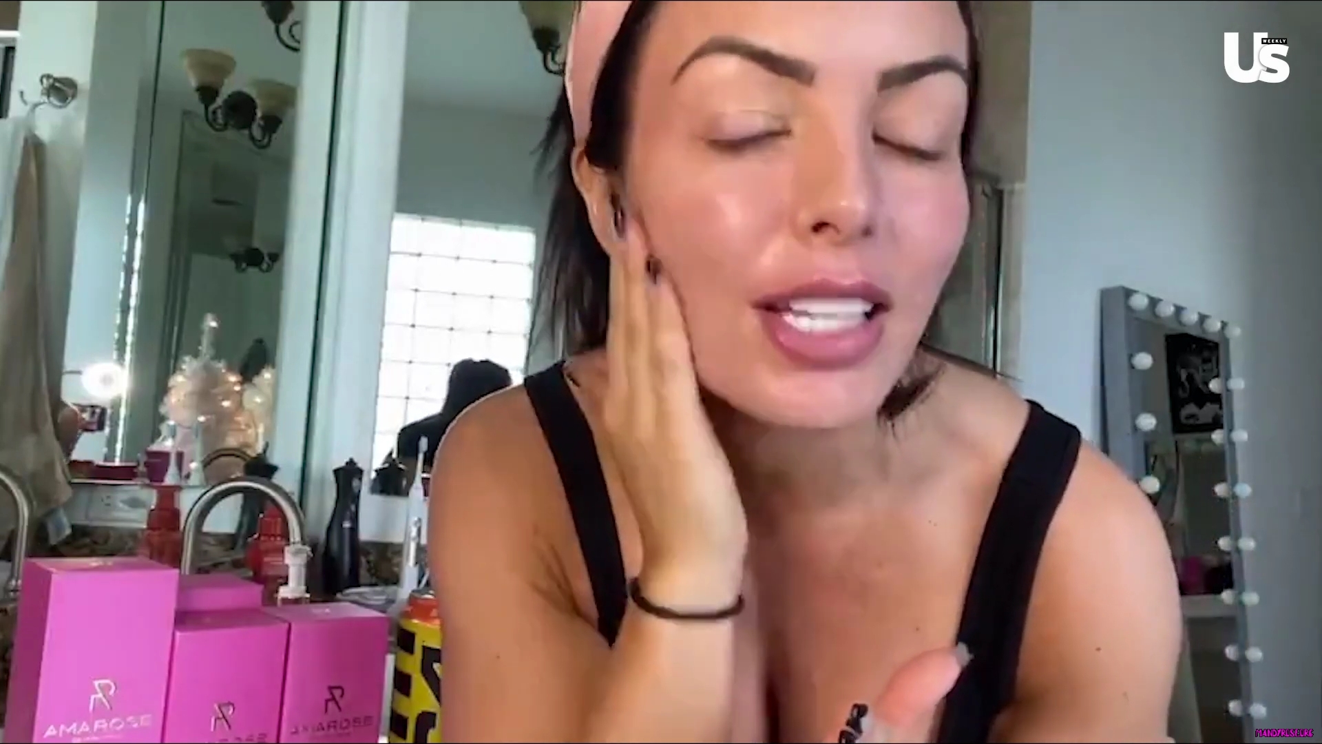 yt1s_com_-_WWE_Mandy_Rose_Shows_Off_Her_Beauty_Sleep_Routine__Beauty_Sleep_1080p_mp40300.jpg