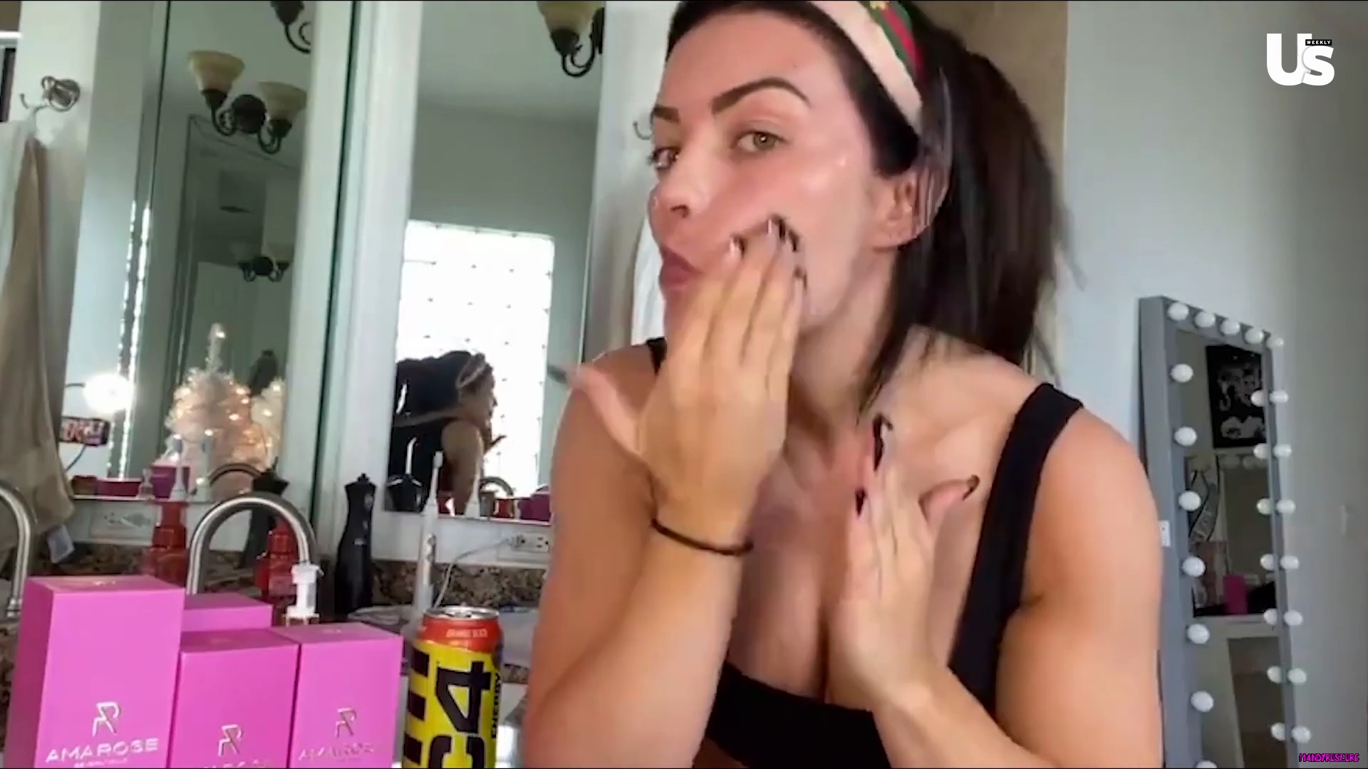 yt1s_com_-_WWE_Mandy_Rose_Shows_Off_Her_Beauty_Sleep_Routine__Beauty_Sleep_1080p_mp40314.jpg
