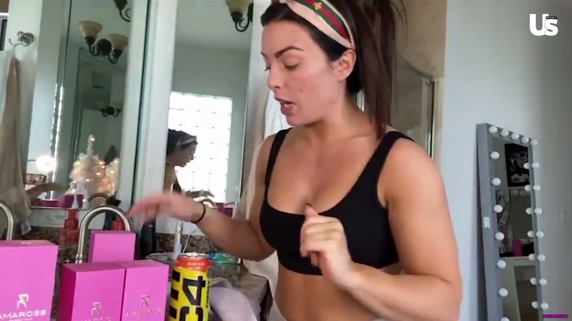 yt1s_com_-_WWE_Mandy_Rose_Shows_Off_Her_Beauty_Sleep_Routine__Beauty_Sleep_1080p_mp40332.jpg