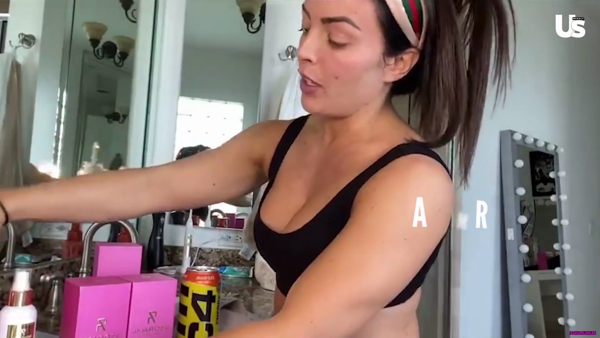 yt1s_com_-_WWE_Mandy_Rose_Shows_Off_Her_Beauty_Sleep_Routine__Beauty_Sleep_1080p_mp40335.jpg