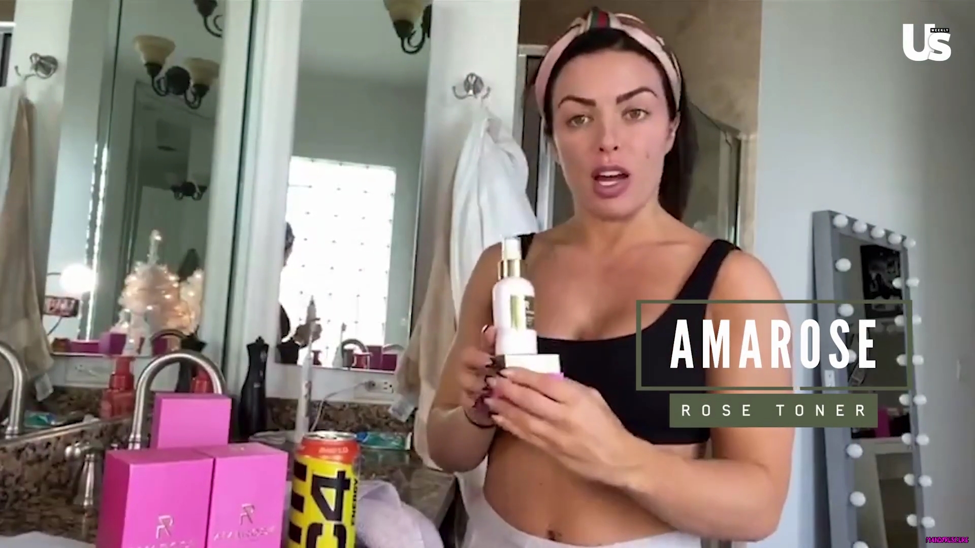 yt1s_com_-_WWE_Mandy_Rose_Shows_Off_Her_Beauty_Sleep_Routine__Beauty_Sleep_1080p_mp40337.jpg