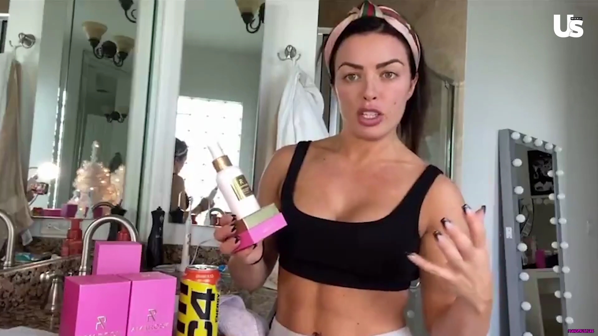 yt1s_com_-_WWE_Mandy_Rose_Shows_Off_Her_Beauty_Sleep_Routine__Beauty_Sleep_1080p_mp40349.jpg