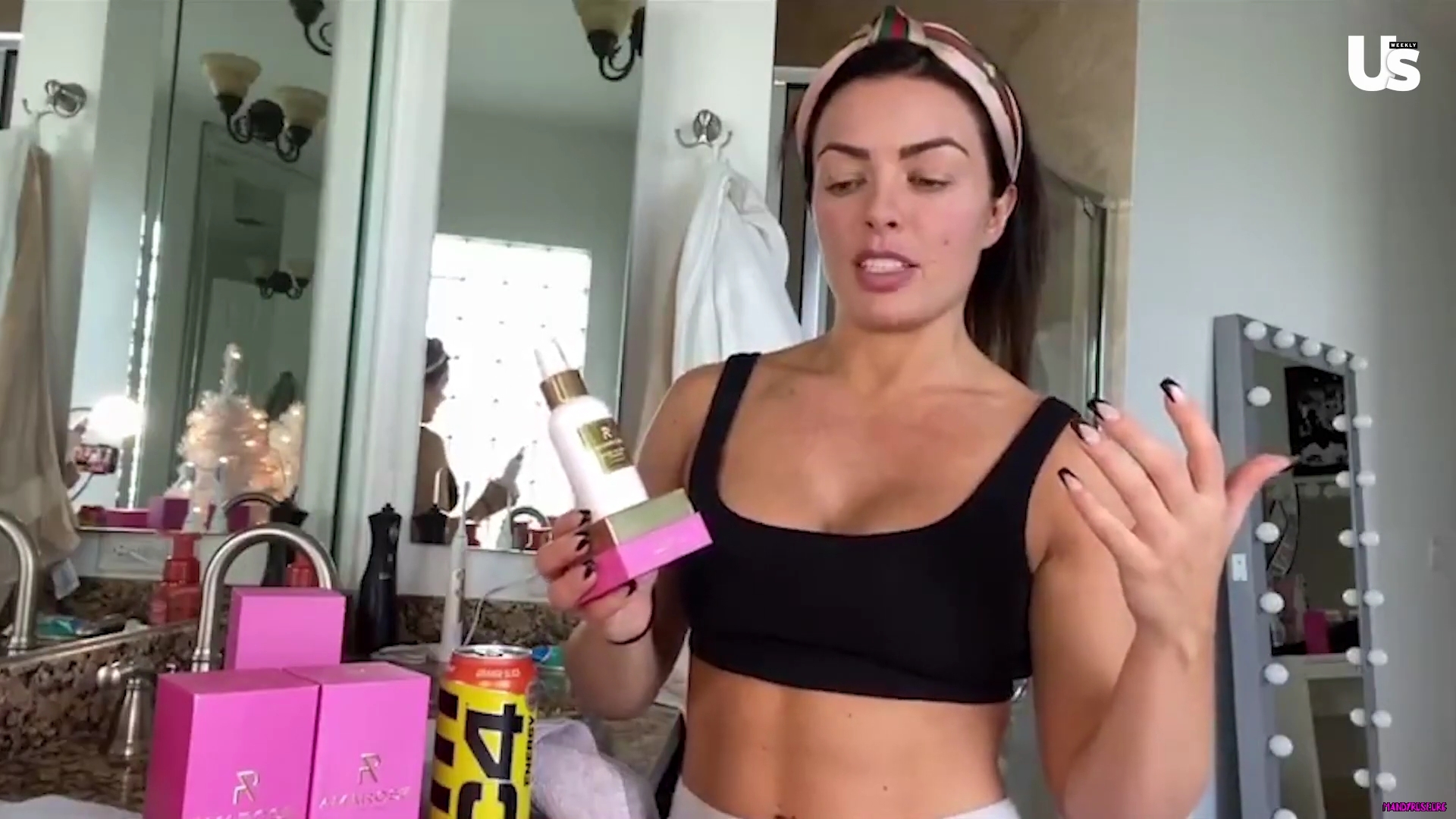 yt1s_com_-_WWE_Mandy_Rose_Shows_Off_Her_Beauty_Sleep_Routine__Beauty_Sleep_1080p_mp40352.jpg