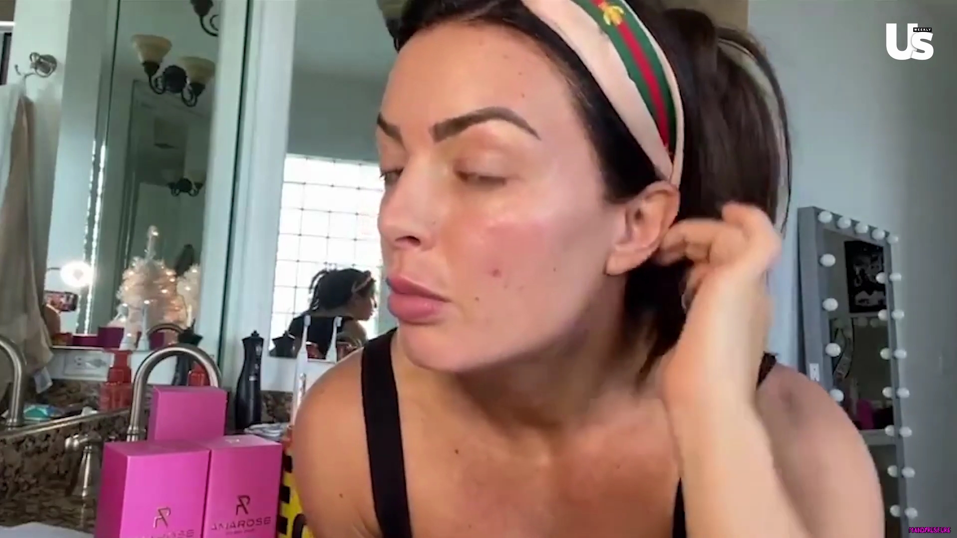 yt1s_com_-_WWE_Mandy_Rose_Shows_Off_Her_Beauty_Sleep_Routine__Beauty_Sleep_1080p_mp40369.jpg