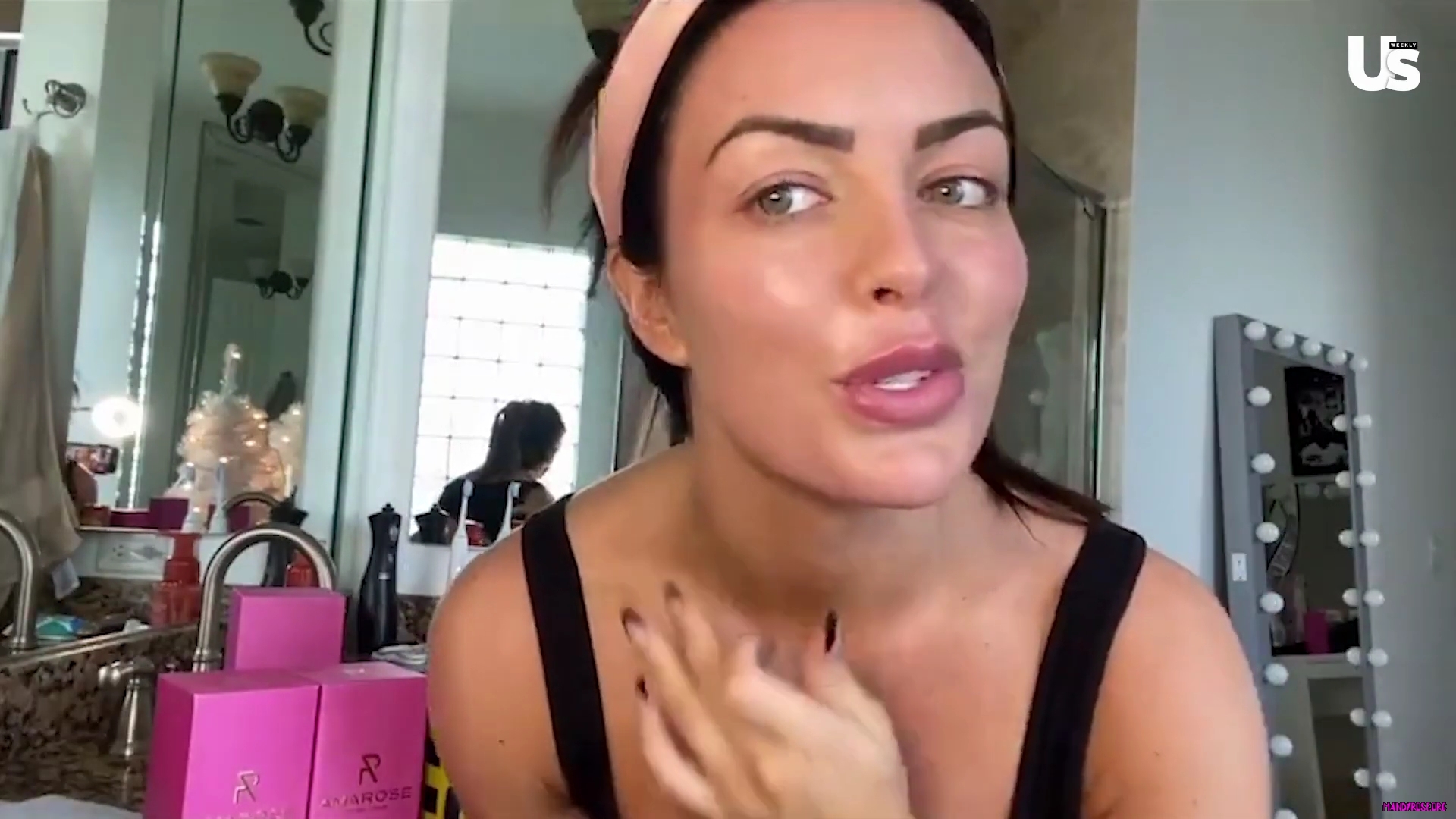 yt1s_com_-_WWE_Mandy_Rose_Shows_Off_Her_Beauty_Sleep_Routine__Beauty_Sleep_1080p_mp40372.jpg