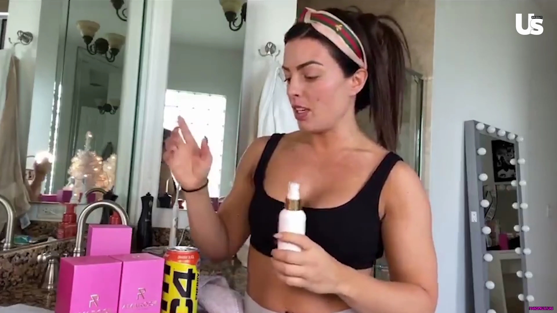yt1s_com_-_WWE_Mandy_Rose_Shows_Off_Her_Beauty_Sleep_Routine__Beauty_Sleep_1080p_mp40378.jpg