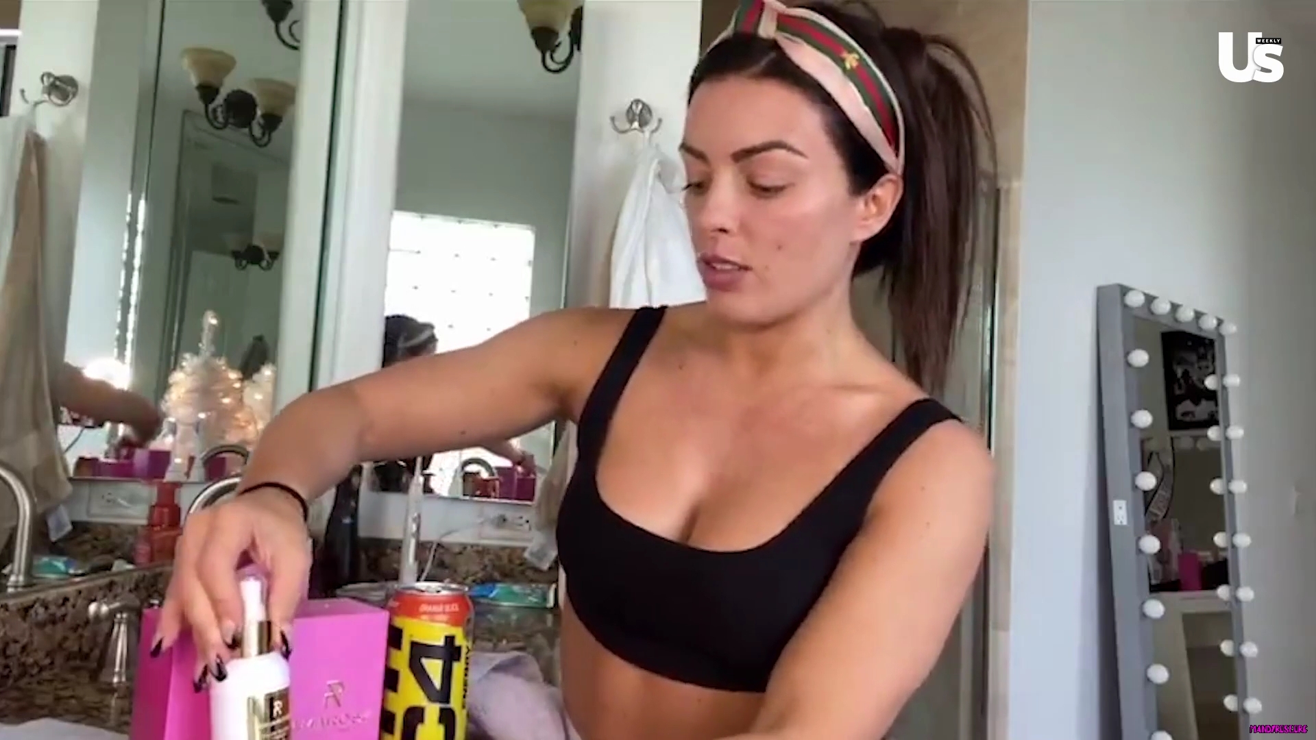 yt1s_com_-_WWE_Mandy_Rose_Shows_Off_Her_Beauty_Sleep_Routine__Beauty_Sleep_1080p_mp40383.jpg