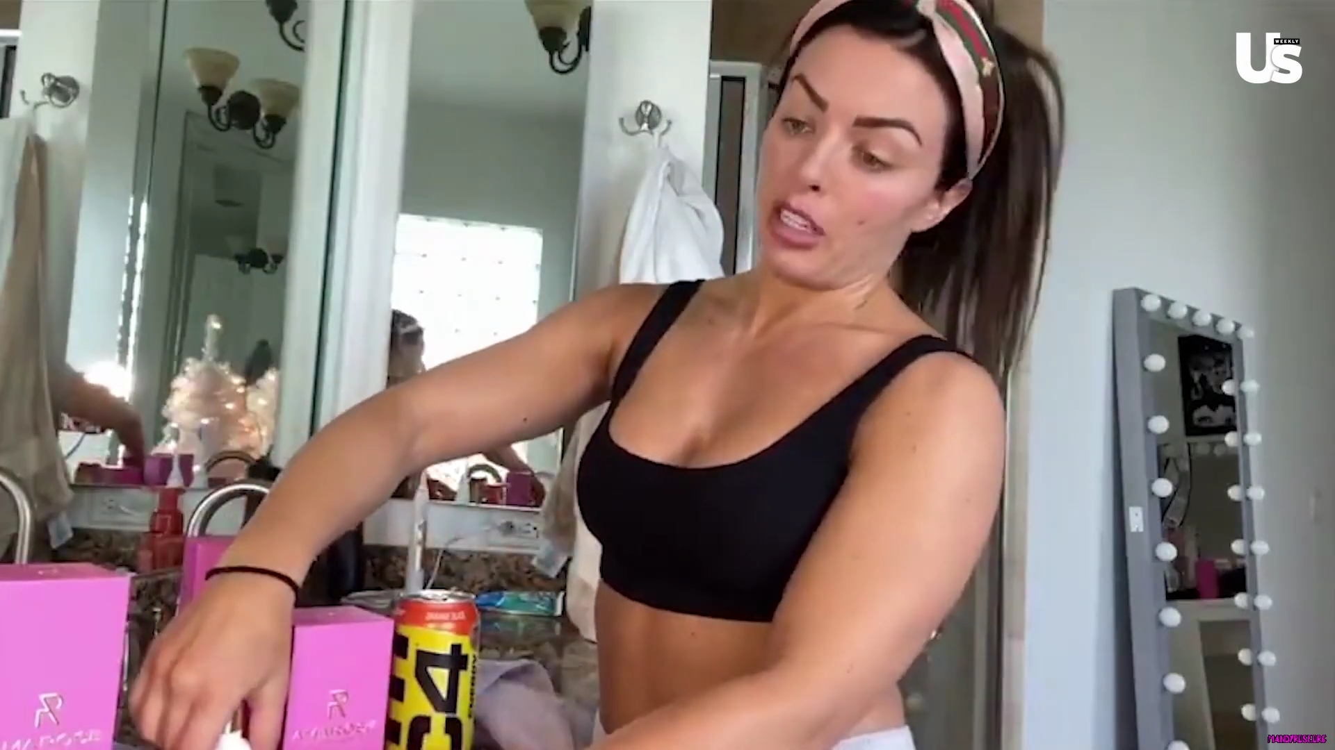 yt1s_com_-_WWE_Mandy_Rose_Shows_Off_Her_Beauty_Sleep_Routine__Beauty_Sleep_1080p_mp40397.jpg