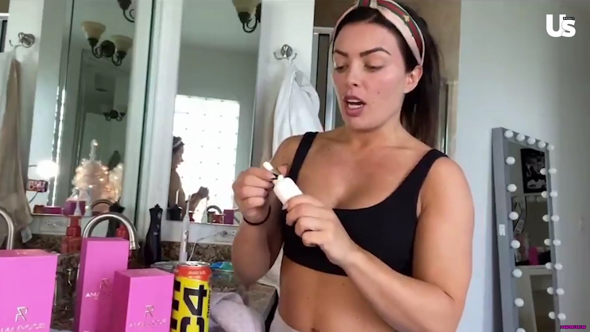 yt1s_com_-_WWE_Mandy_Rose_Shows_Off_Her_Beauty_Sleep_Routine__Beauty_Sleep_1080p_mp40403.jpg