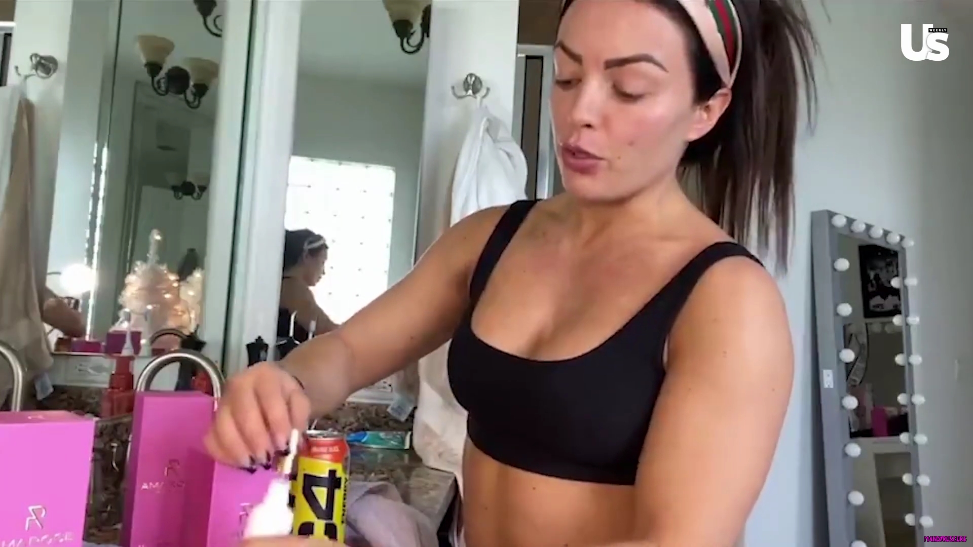 yt1s_com_-_WWE_Mandy_Rose_Shows_Off_Her_Beauty_Sleep_Routine__Beauty_Sleep_1080p_mp40408.jpg
