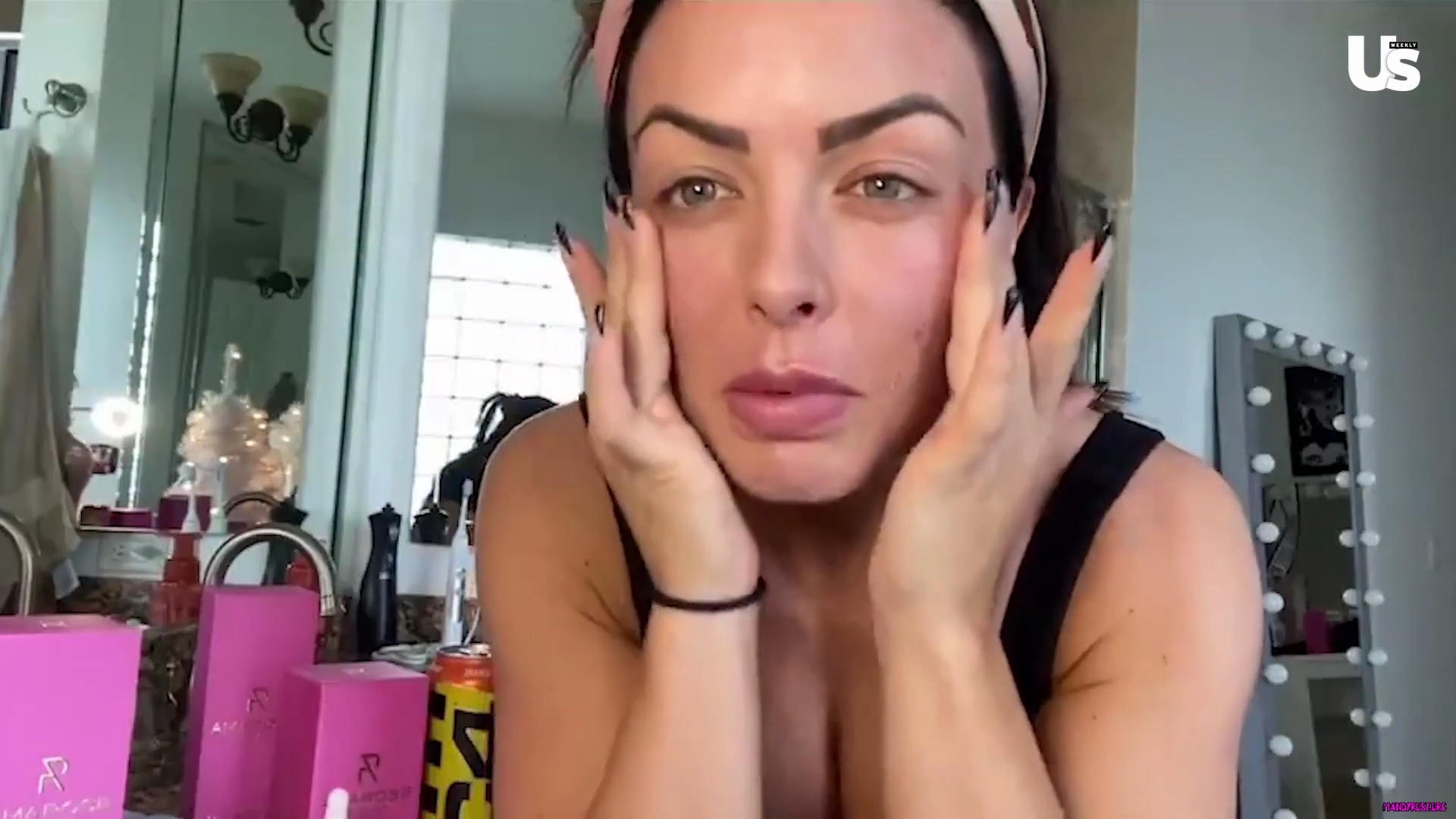 yt1s_com_-_WWE_Mandy_Rose_Shows_Off_Her_Beauty_Sleep_Routine__Beauty_Sleep_1080p_mp40429.jpg