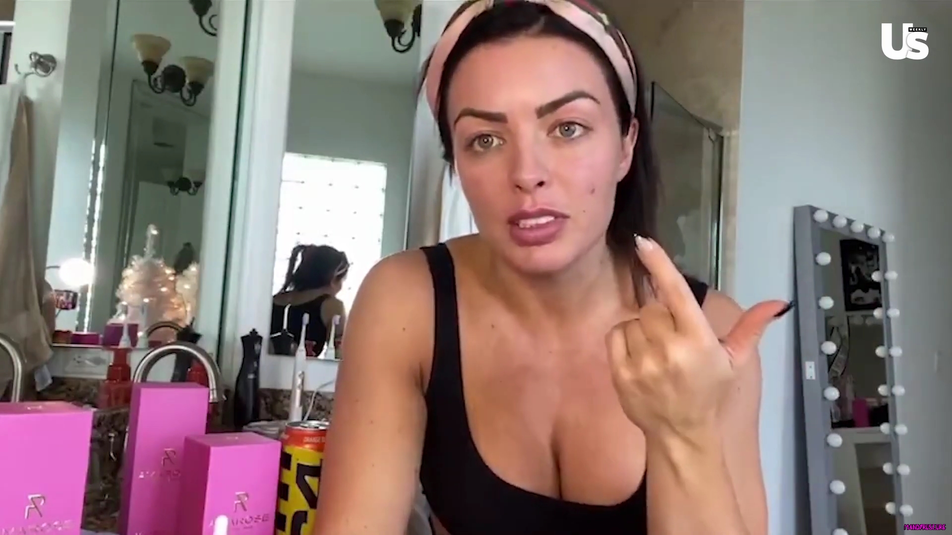 yt1s_com_-_WWE_Mandy_Rose_Shows_Off_Her_Beauty_Sleep_Routine__Beauty_Sleep_1080p_mp40458.jpg