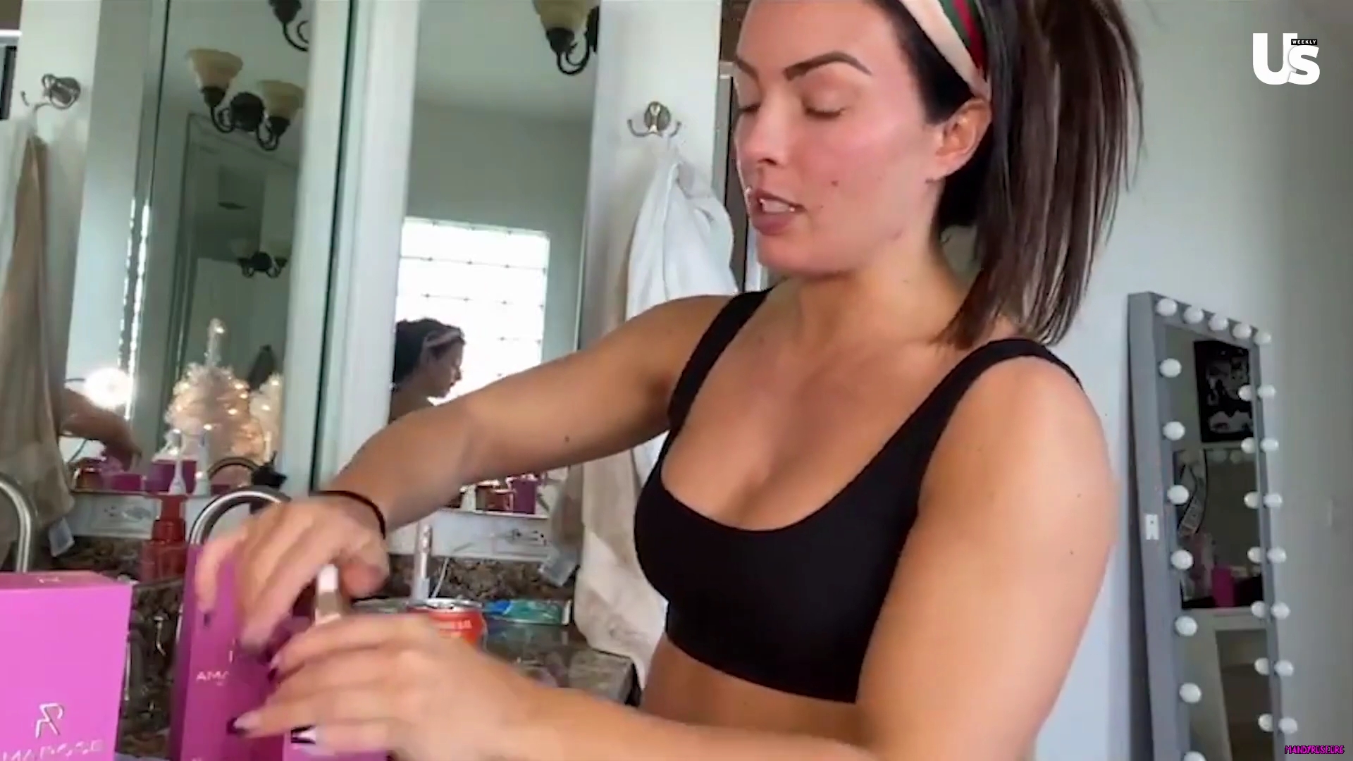 yt1s_com_-_WWE_Mandy_Rose_Shows_Off_Her_Beauty_Sleep_Routine__Beauty_Sleep_1080p_mp40491.jpg