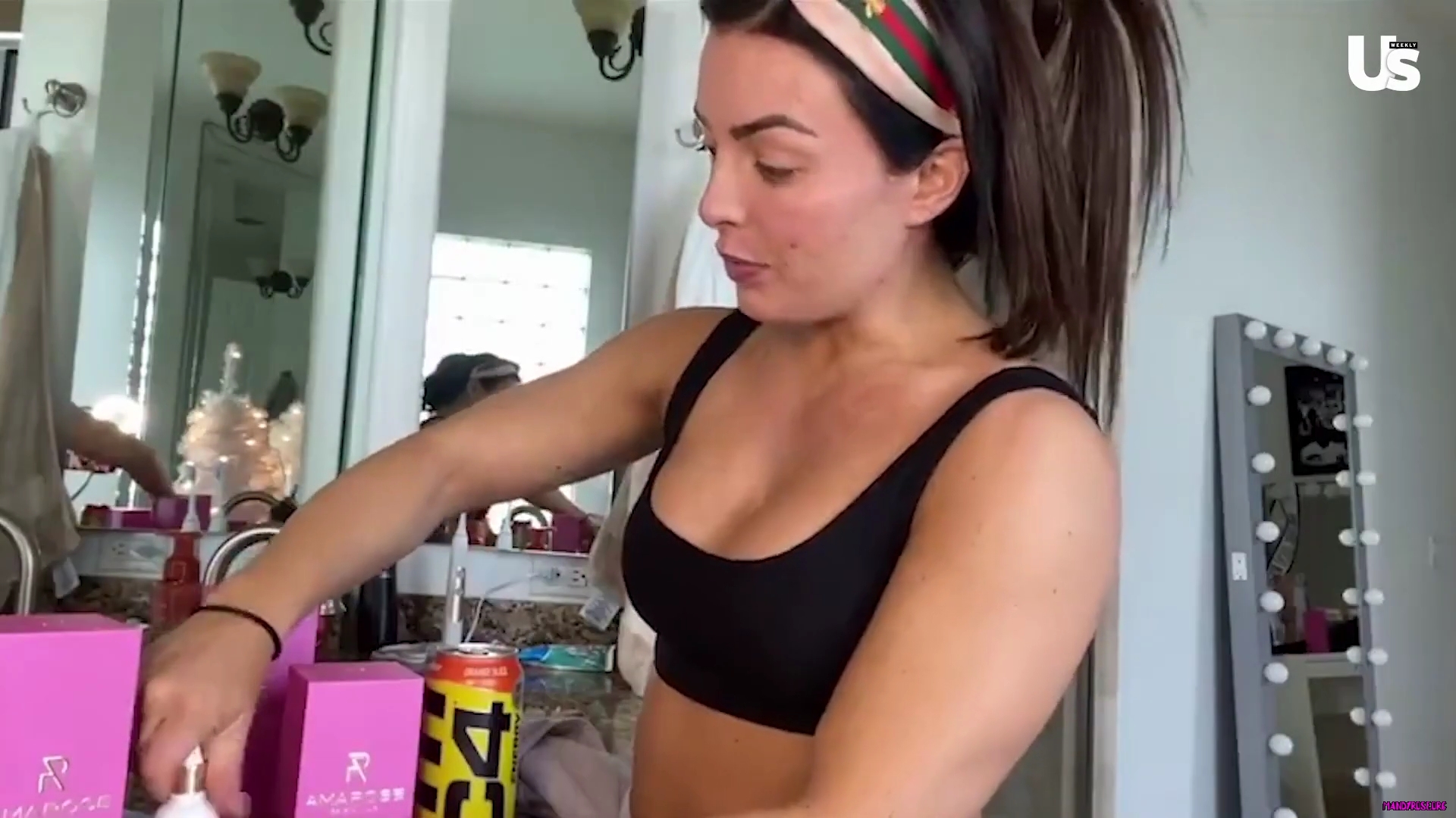 yt1s_com_-_WWE_Mandy_Rose_Shows_Off_Her_Beauty_Sleep_Routine__Beauty_Sleep_1080p_mp40493.jpg