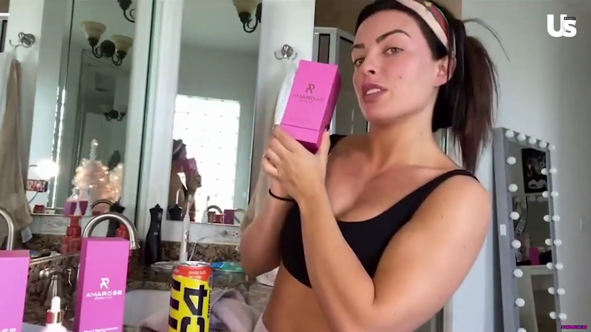 yt1s_com_-_WWE_Mandy_Rose_Shows_Off_Her_Beauty_Sleep_Routine__Beauty_Sleep_1080p_mp40503.jpg