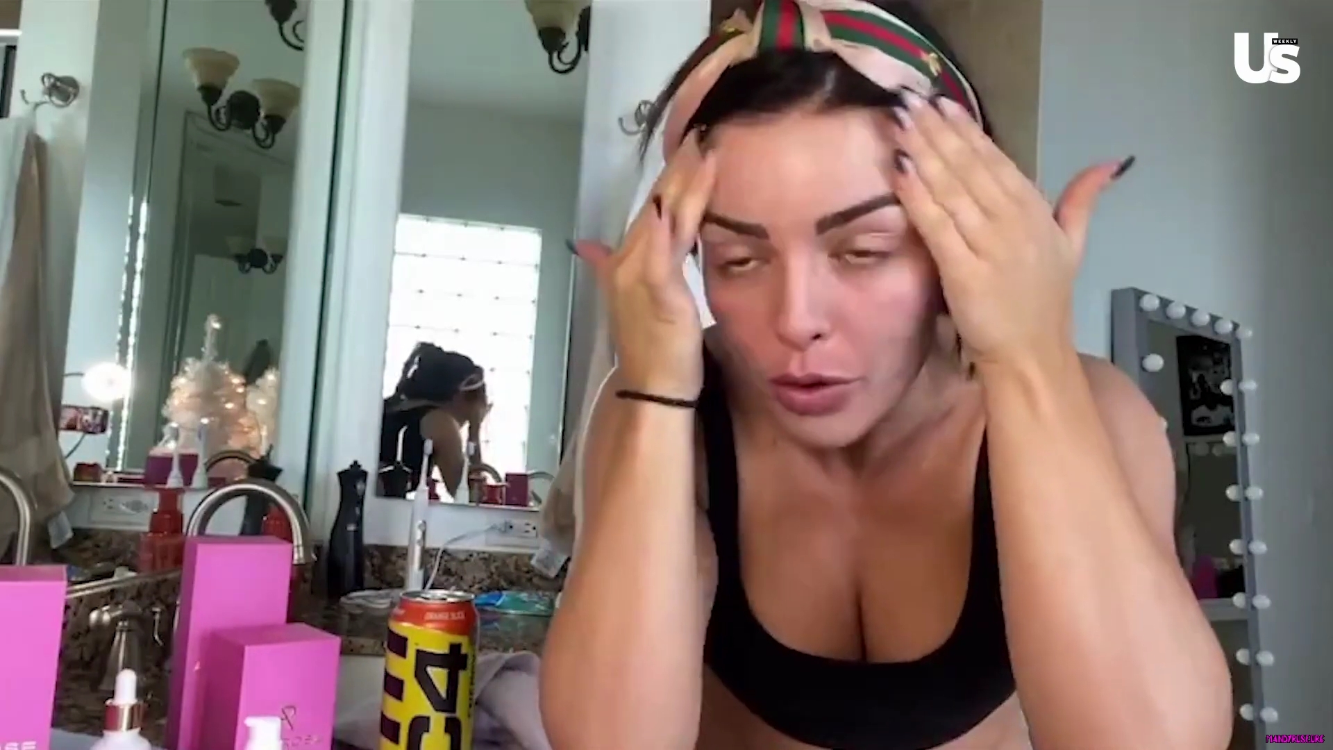 yt1s_com_-_WWE_Mandy_Rose_Shows_Off_Her_Beauty_Sleep_Routine__Beauty_Sleep_1080p_mp40526.jpg