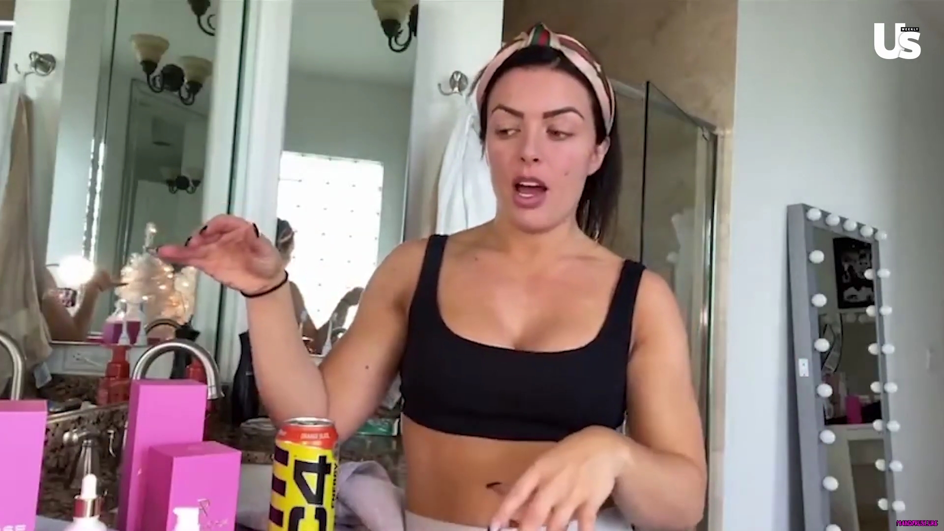 yt1s_com_-_WWE_Mandy_Rose_Shows_Off_Her_Beauty_Sleep_Routine__Beauty_Sleep_1080p_mp40542.jpg