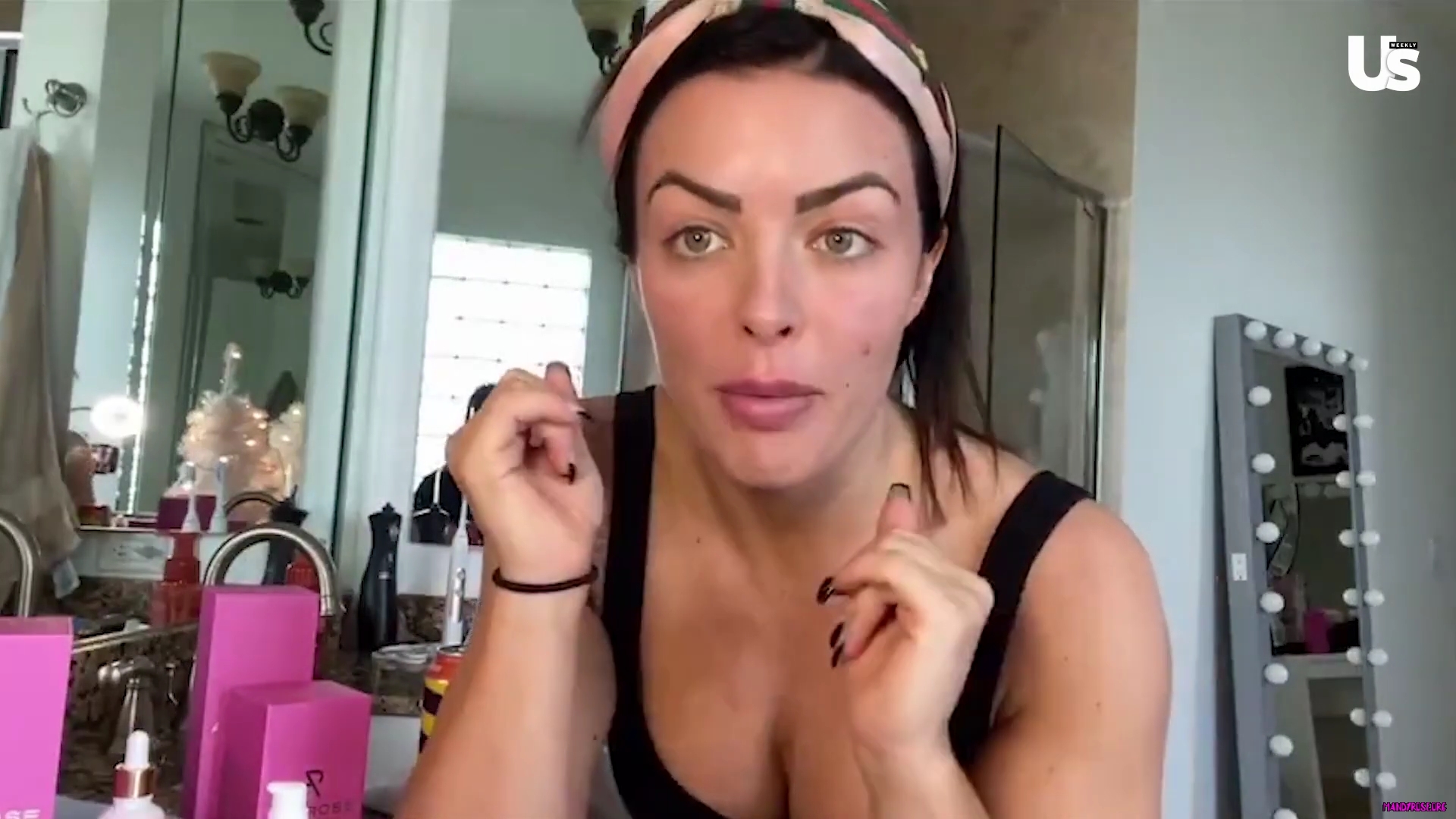 yt1s_com_-_WWE_Mandy_Rose_Shows_Off_Her_Beauty_Sleep_Routine__Beauty_Sleep_1080p_mp40567.jpg
