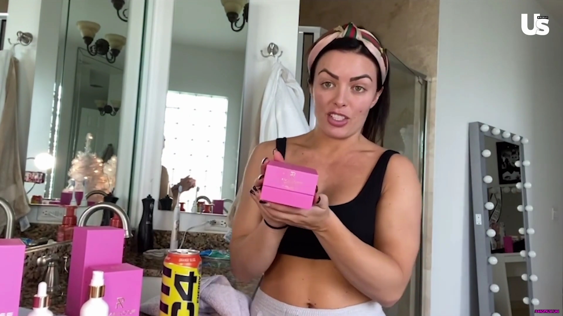 yt1s_com_-_WWE_Mandy_Rose_Shows_Off_Her_Beauty_Sleep_Routine__Beauty_Sleep_1080p_mp40570.jpg