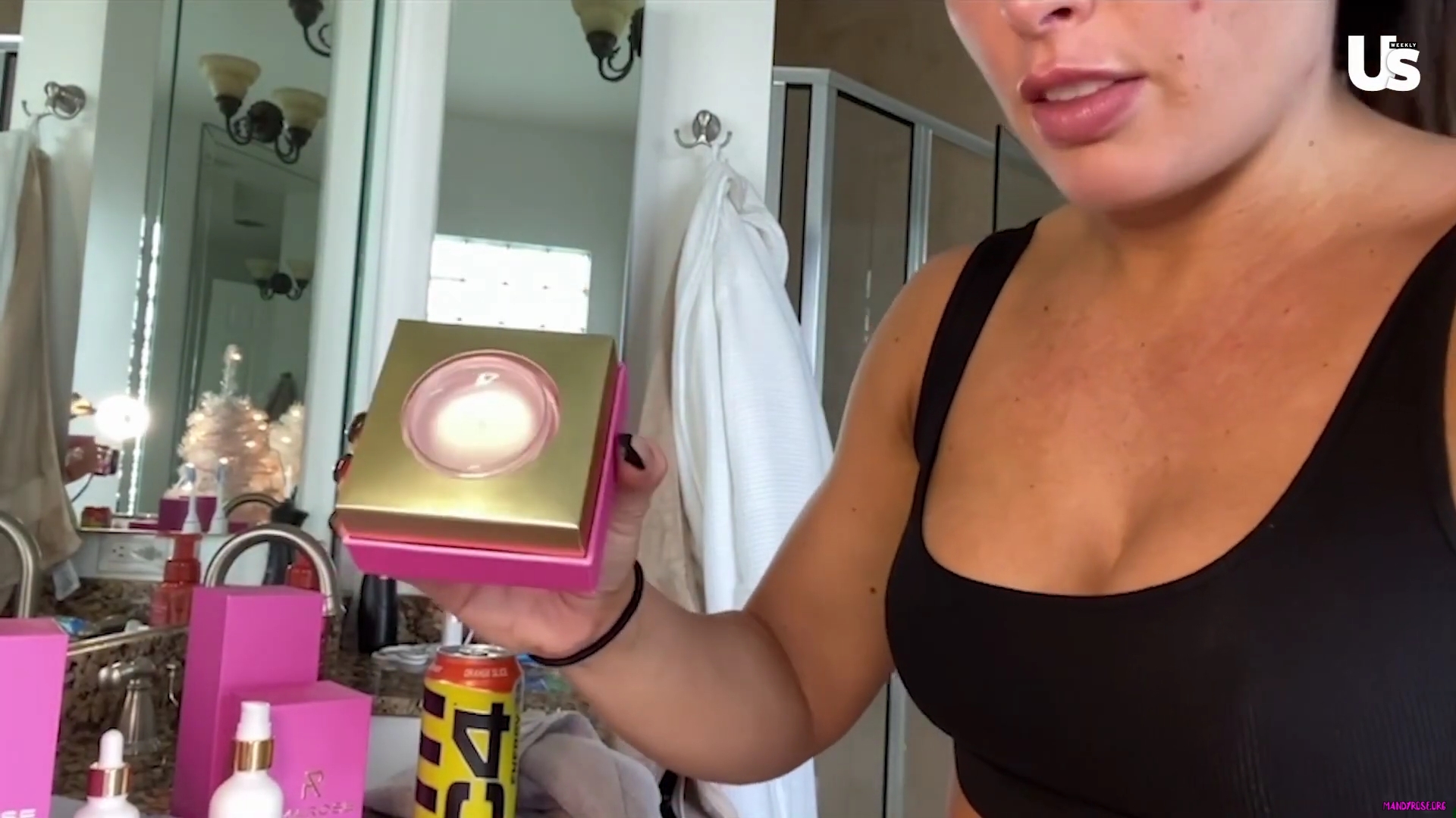 yt1s_com_-_WWE_Mandy_Rose_Shows_Off_Her_Beauty_Sleep_Routine__Beauty_Sleep_1080p_mp40576.jpg