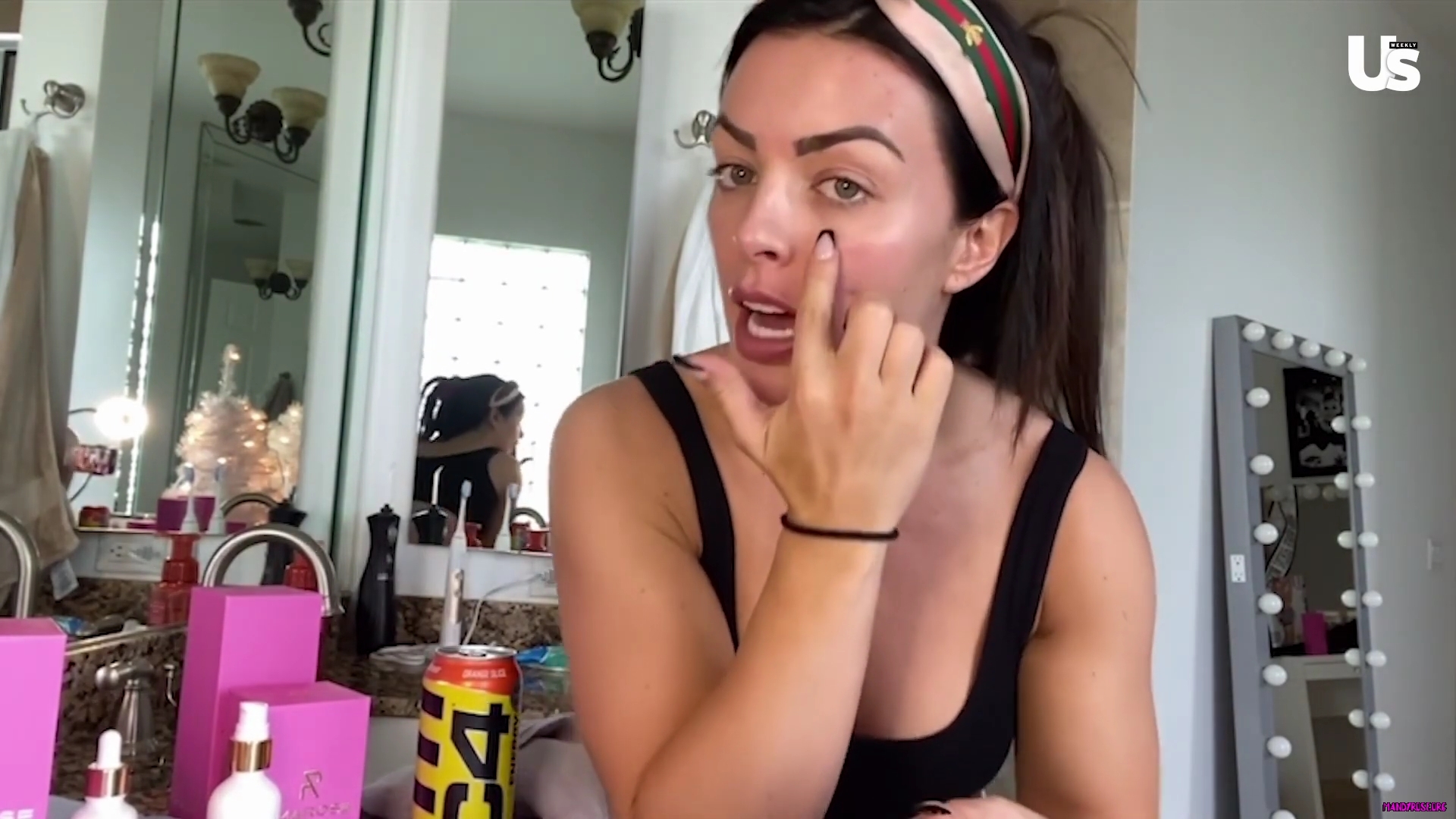 yt1s_com_-_WWE_Mandy_Rose_Shows_Off_Her_Beauty_Sleep_Routine__Beauty_Sleep_1080p_mp40588.jpg