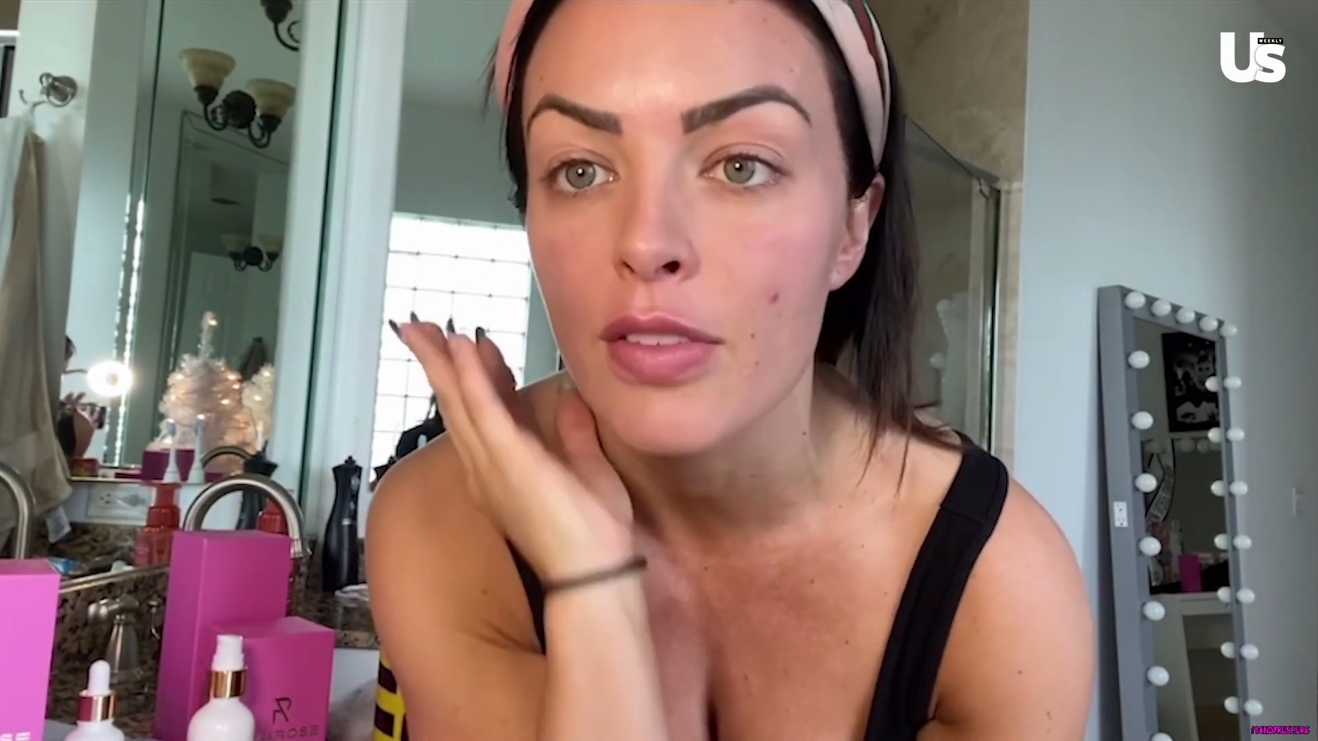 yt1s_com_-_WWE_Mandy_Rose_Shows_Off_Her_Beauty_Sleep_Routine__Beauty_Sleep_1080p_mp40592.jpg