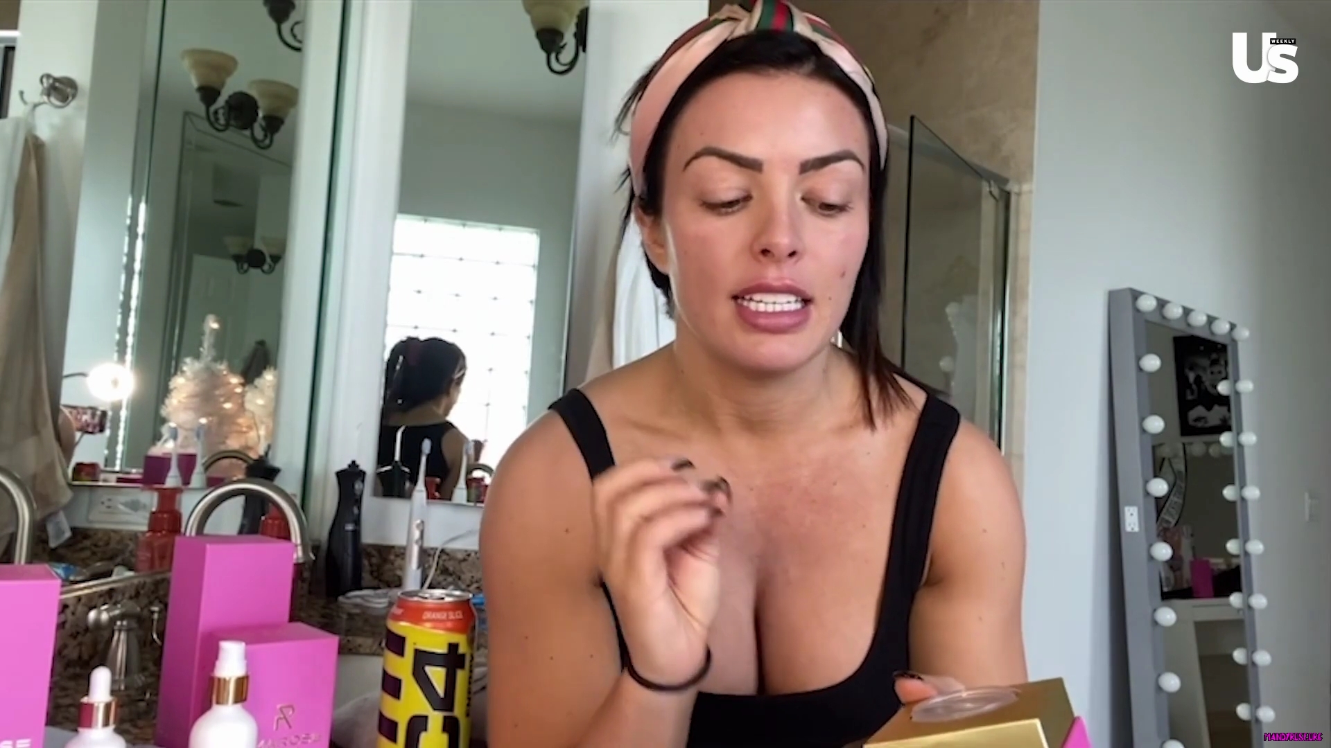 yt1s_com_-_WWE_Mandy_Rose_Shows_Off_Her_Beauty_Sleep_Routine__Beauty_Sleep_1080p_mp40595.jpg