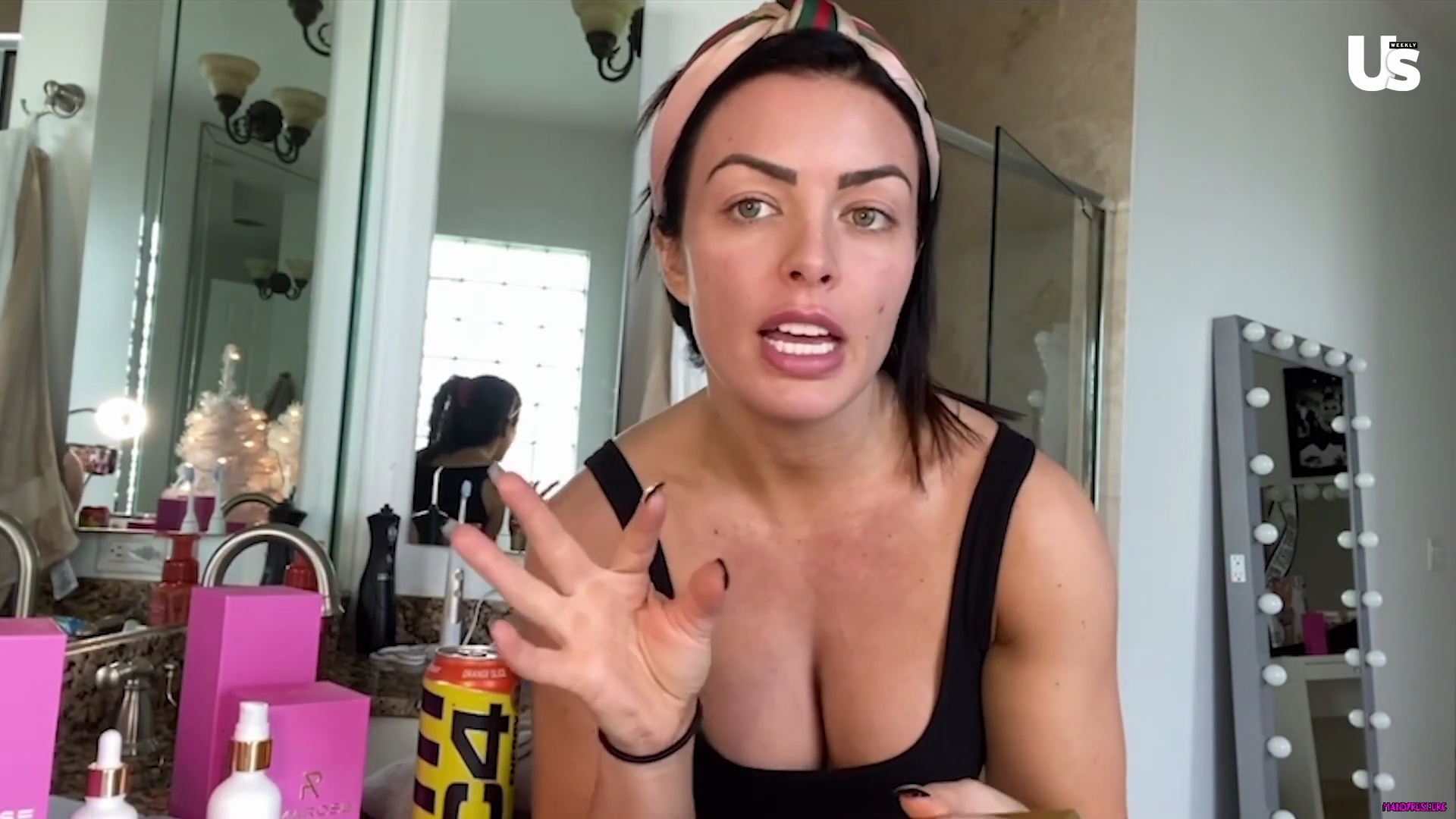yt1s_com_-_WWE_Mandy_Rose_Shows_Off_Her_Beauty_Sleep_Routine__Beauty_Sleep_1080p_mp40597.jpg