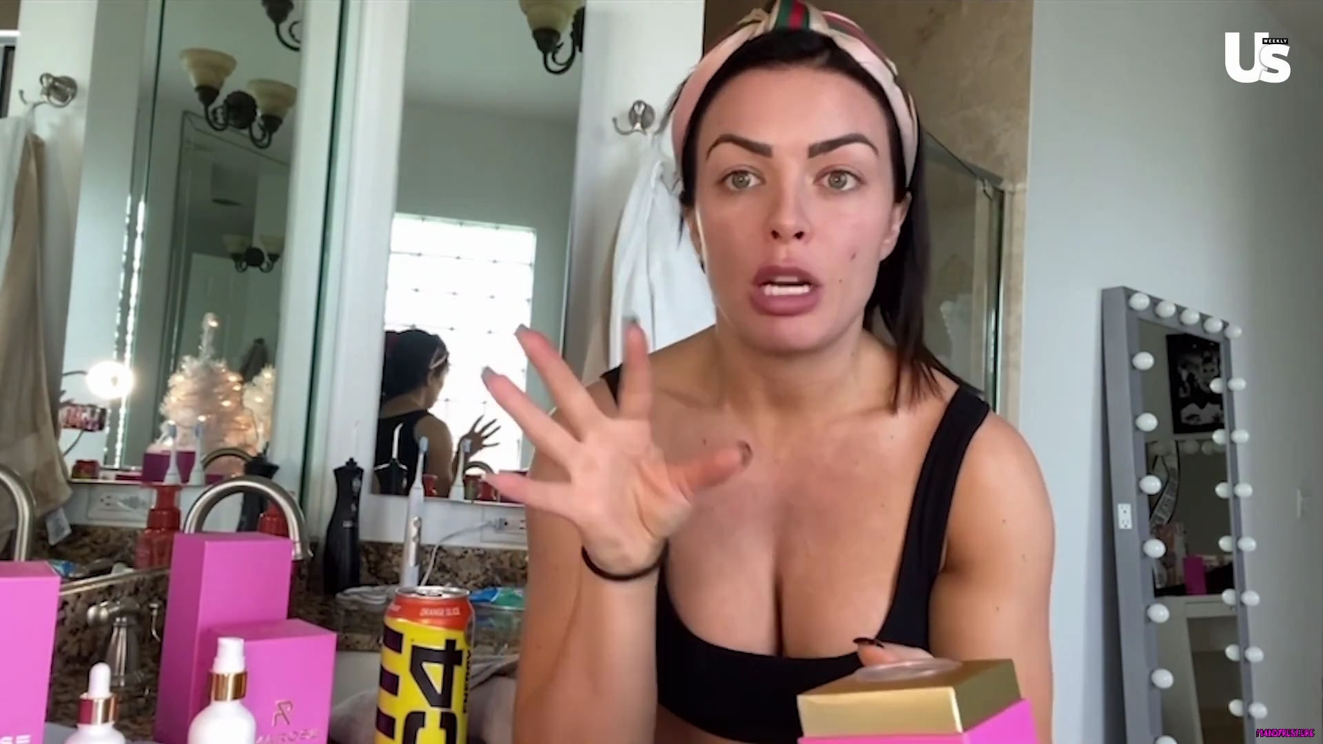 yt1s_com_-_WWE_Mandy_Rose_Shows_Off_Her_Beauty_Sleep_Routine__Beauty_Sleep_1080p_mp40598.jpg